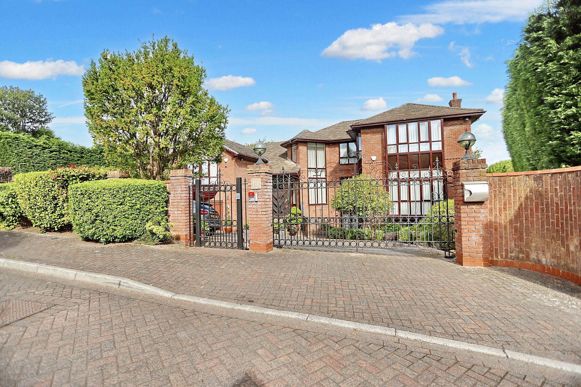 Images for Ringley Park, Whitefield, M45