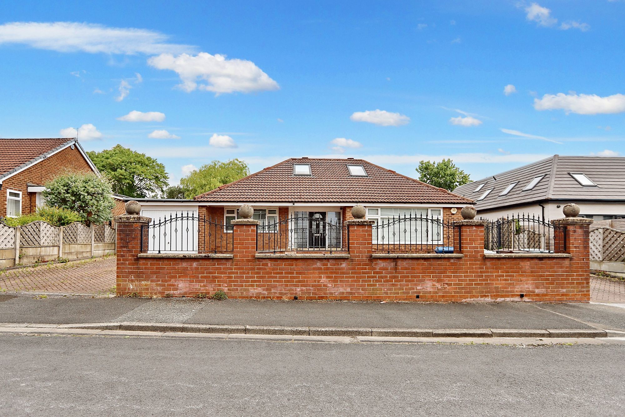 Images for Ferndale Avenue, Whitefield, M45