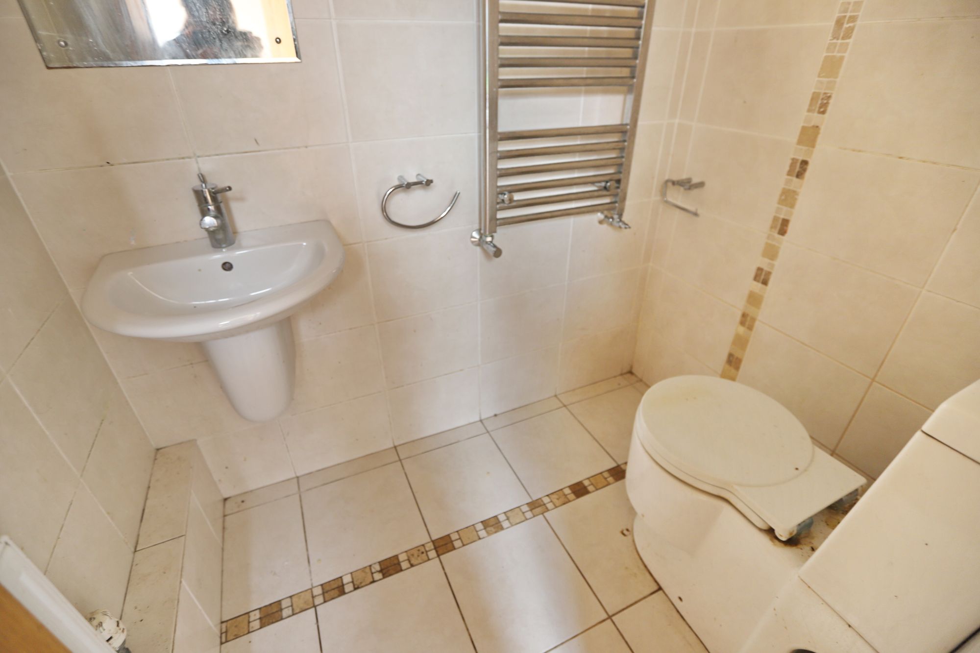 Images for Ferndale Avenue, Whitefield, M45