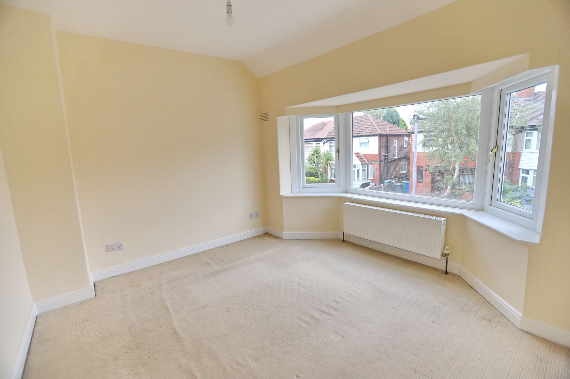 Images for Berwick Avenue, Whitefield, M45