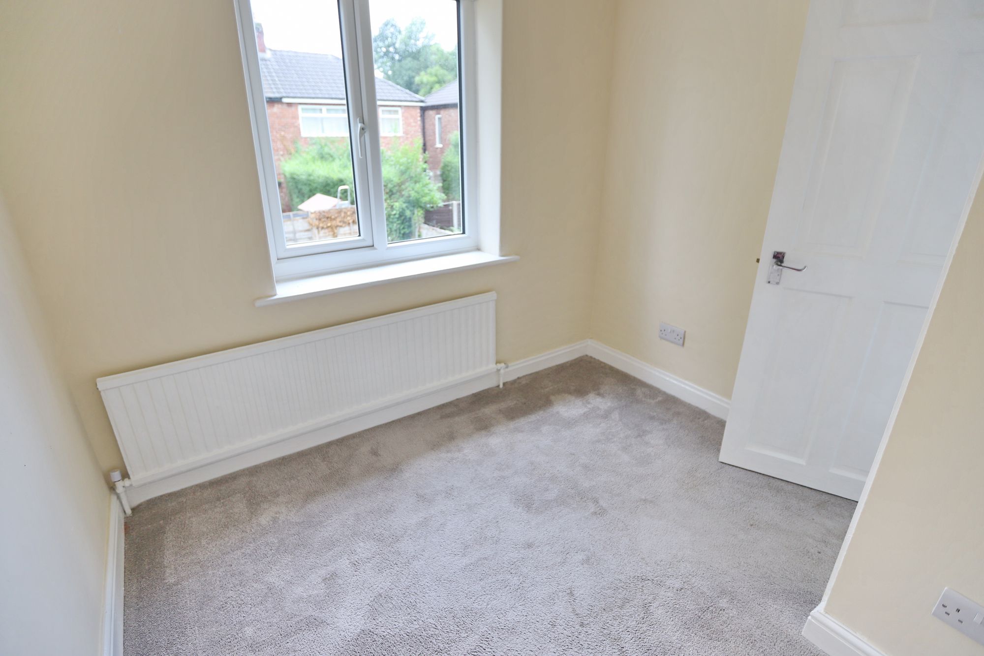 Images for Berwick Avenue, Whitefield, M45