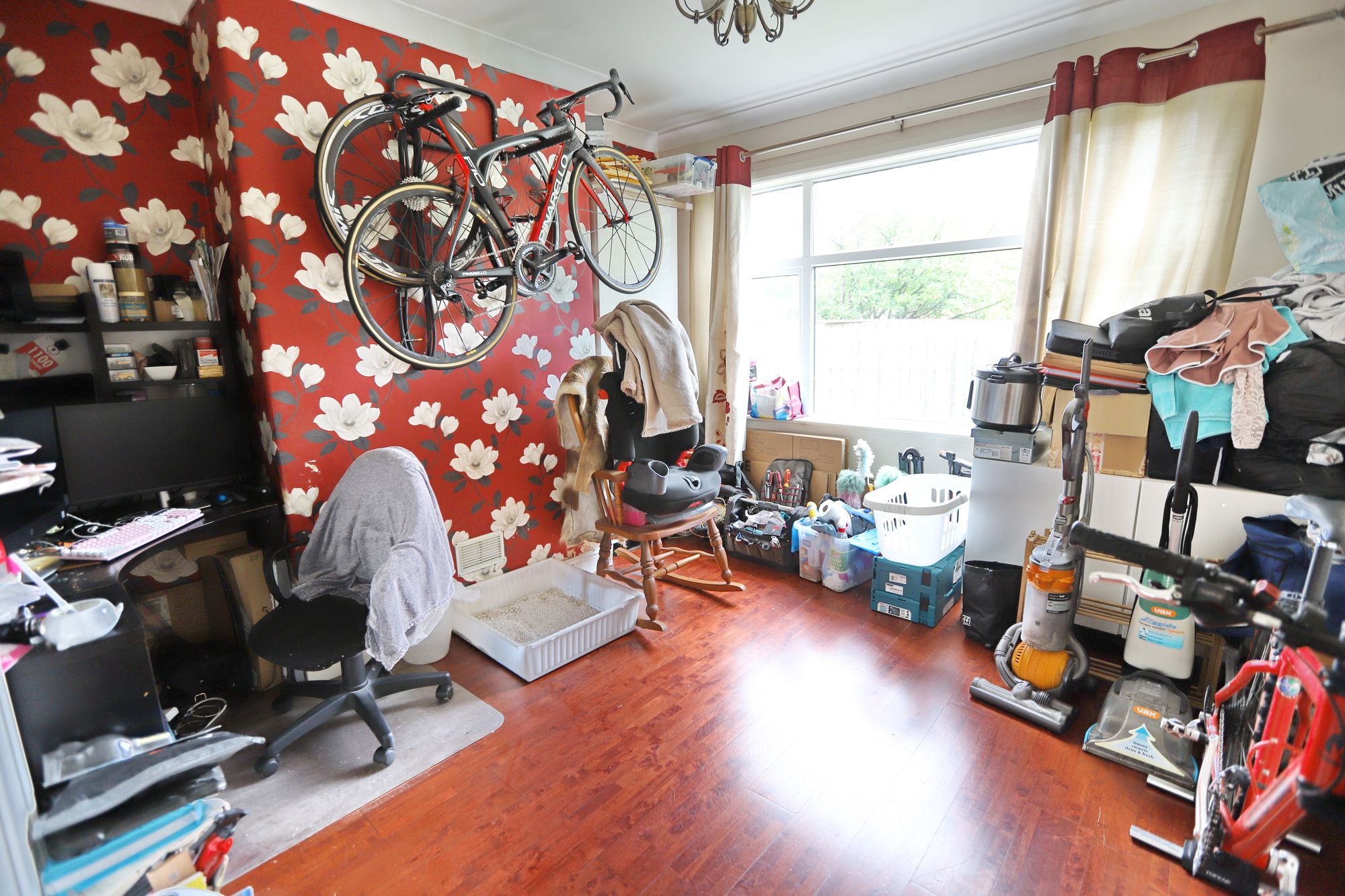 Images for Kenilworth Avenue, Whitefield, M45