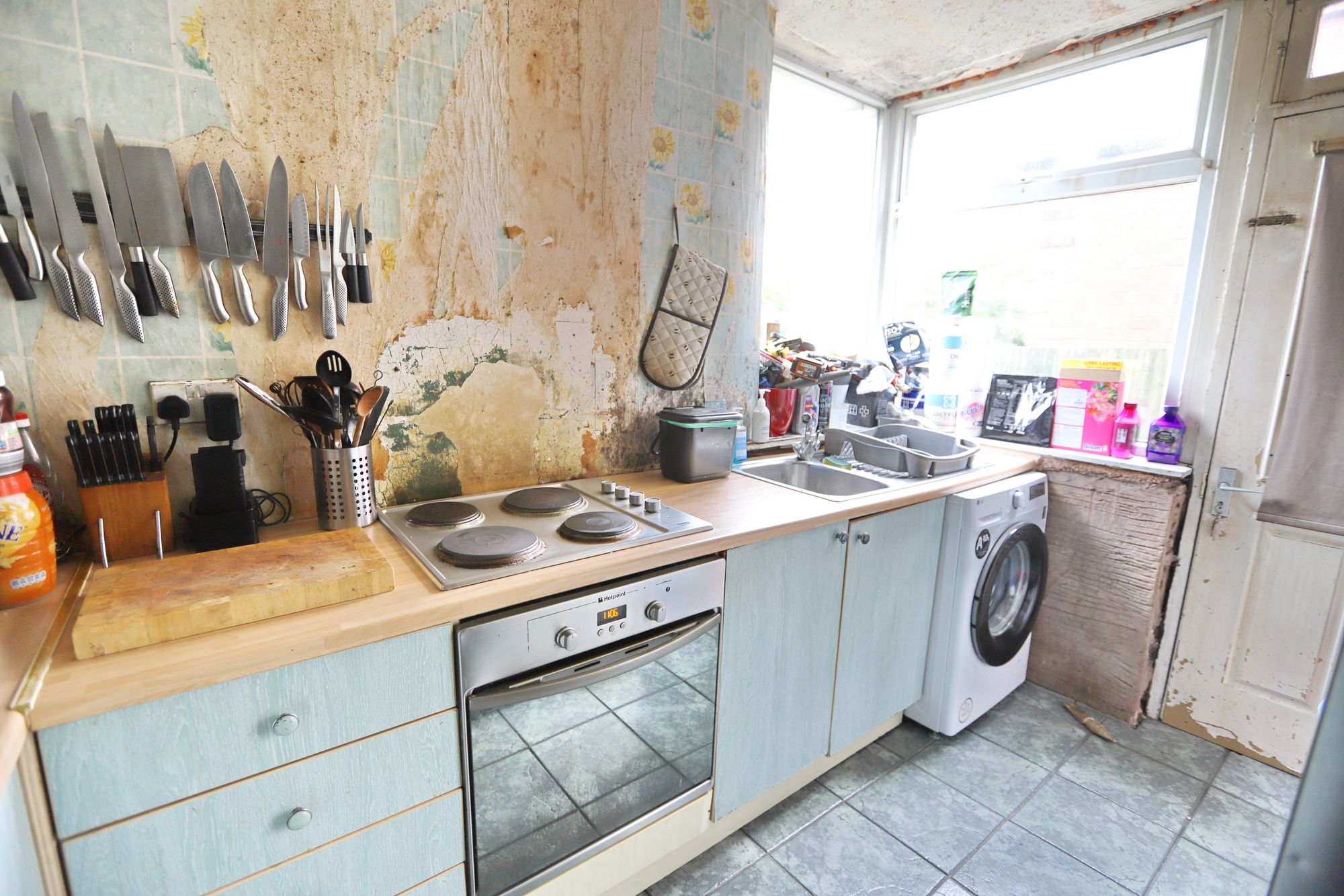 Images for Kenilworth Avenue, Whitefield, M45