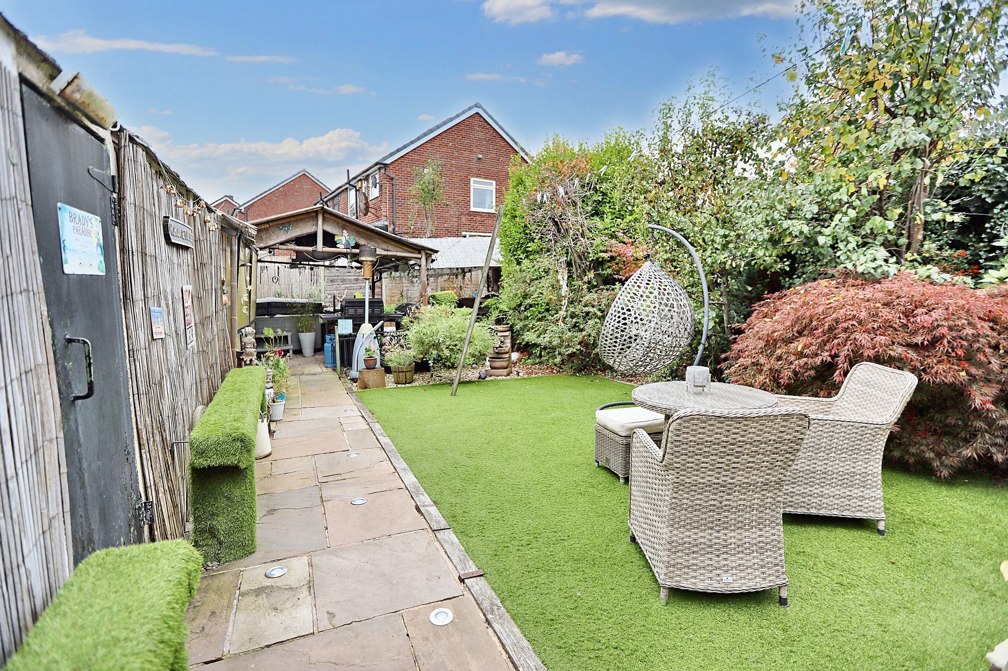 Images for Kings Avenue, Whitefield, M45