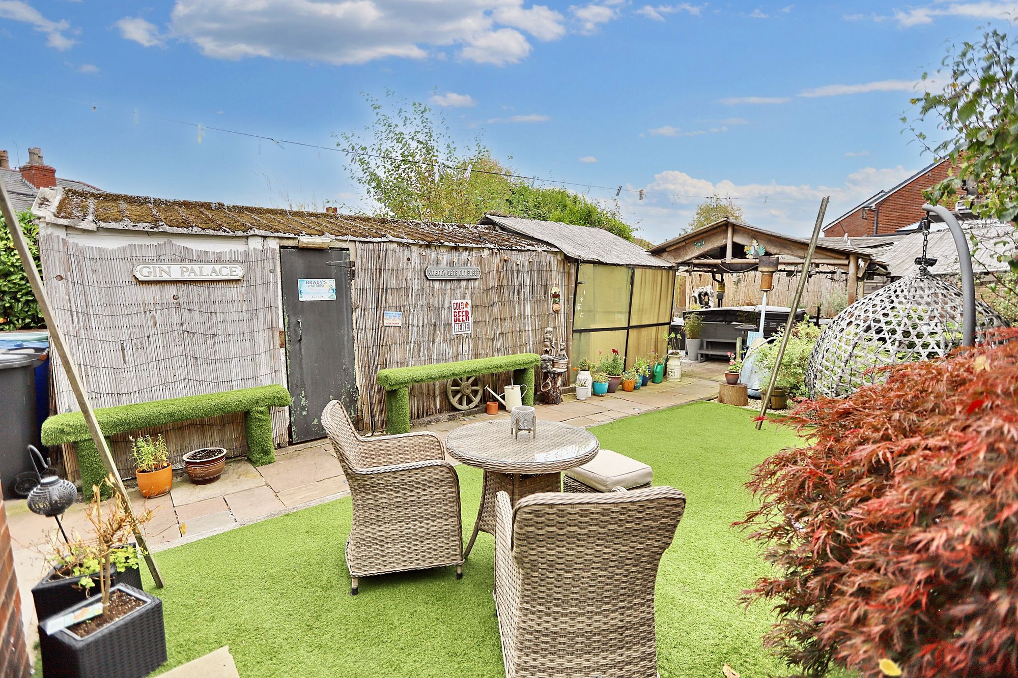 Images for Kings Avenue, Whitefield, M45