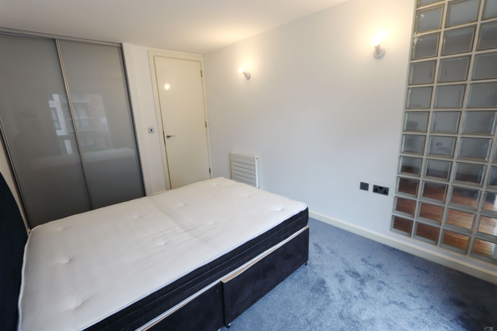 Images for Longfield Centre, Prestwich, M25