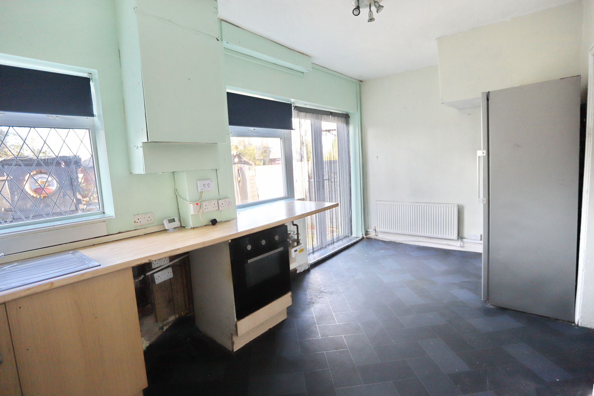 Images for Victoria Avenue, Whitefield, M45