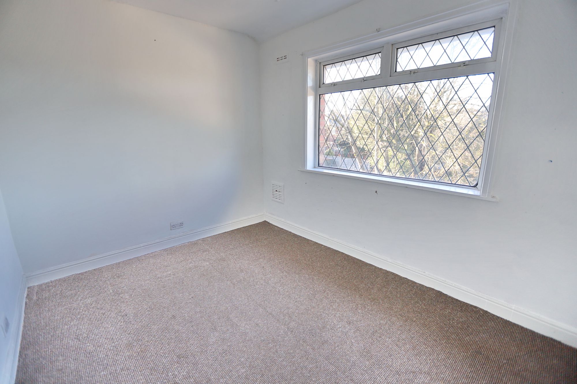 Images for Victoria Avenue, Whitefield, M45