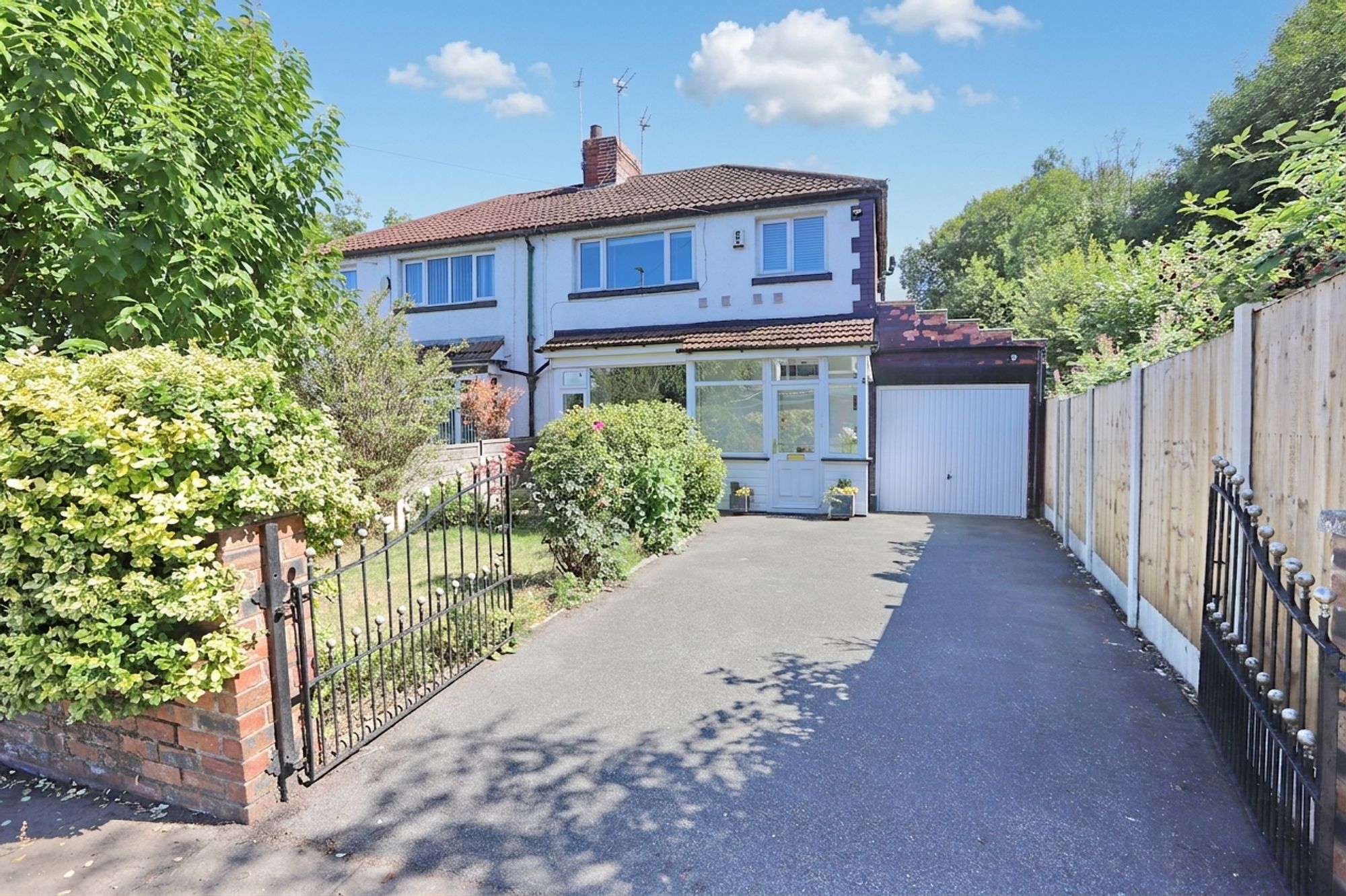 Images for Thatch Leach Lane, Whitefield, M45