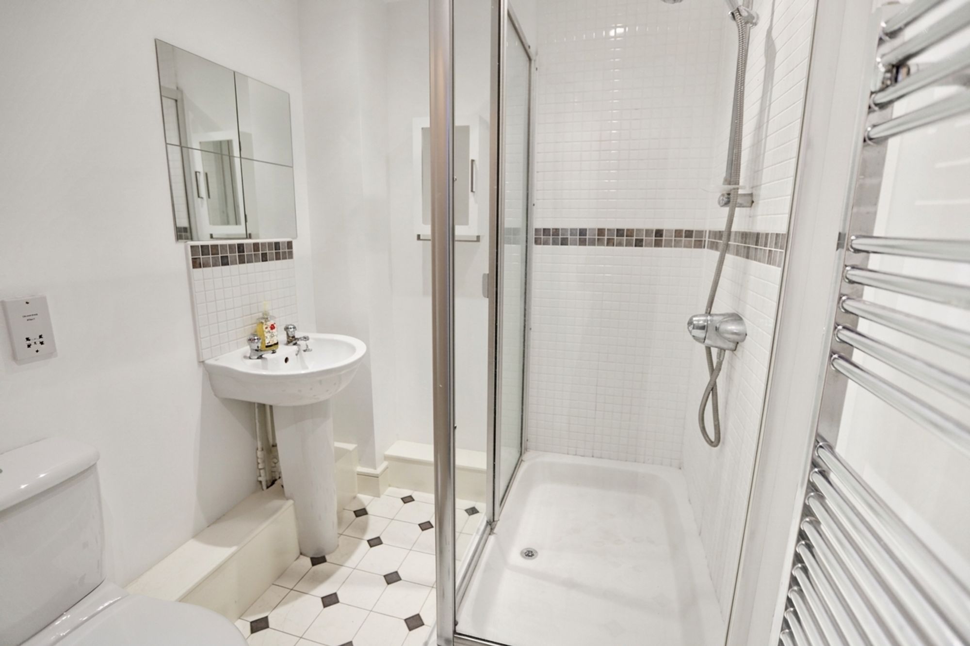 Images for Bury Old Road, Whitefield, M45