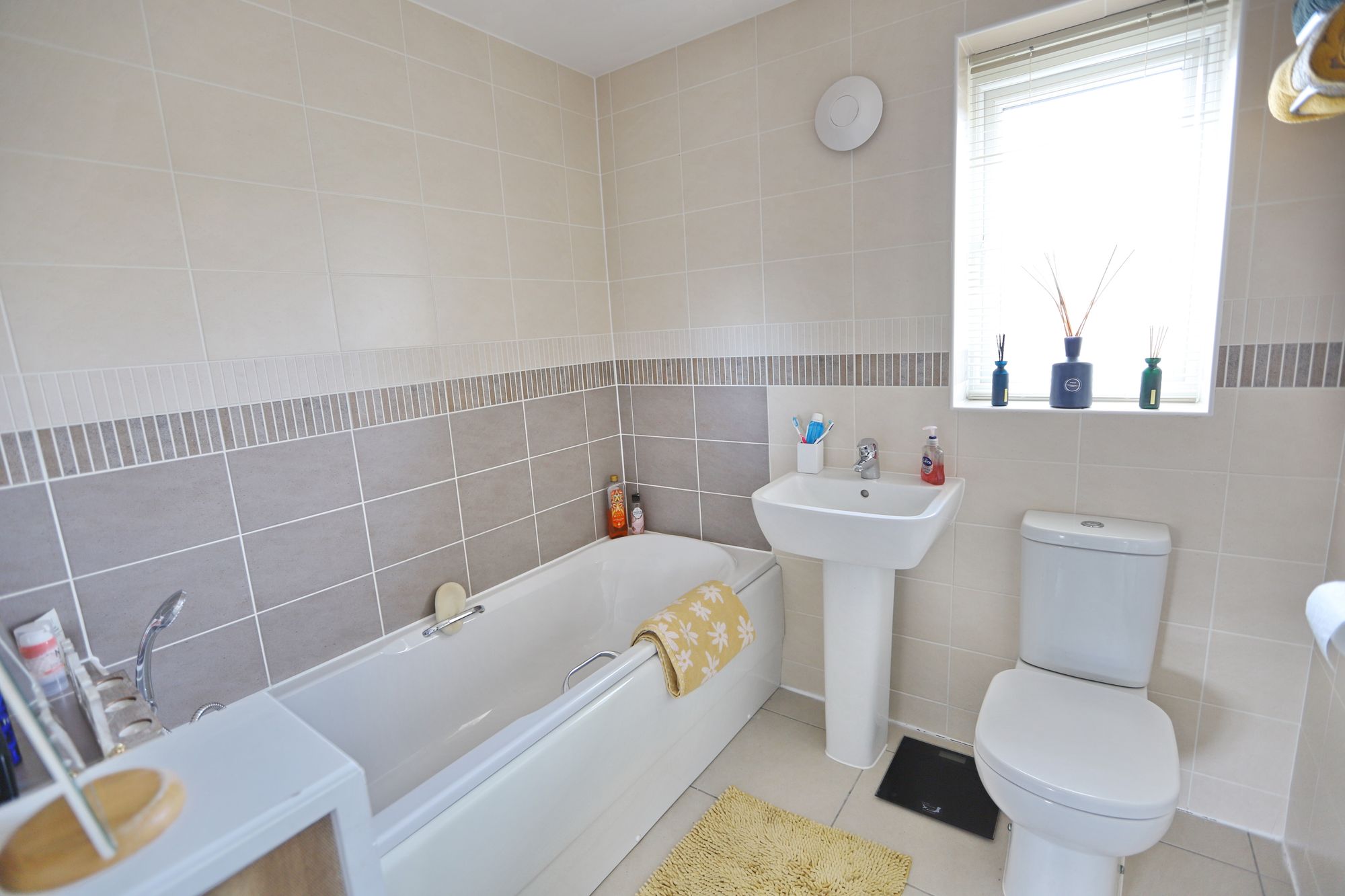 Images for Gate Lane, Radcliffe, M26