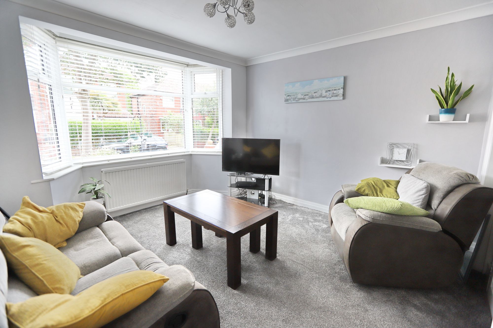 Images for Pine Avenue, Whitefield, M45