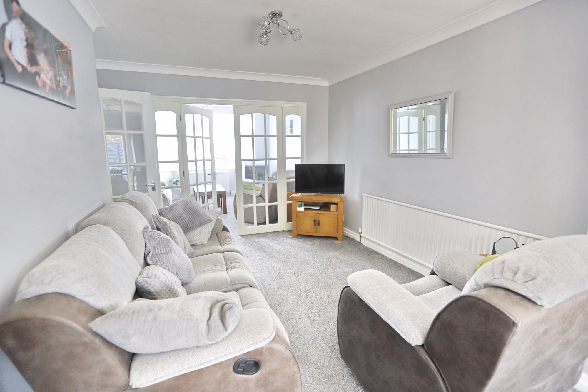 Images for Pine Avenue, Whitefield, M45