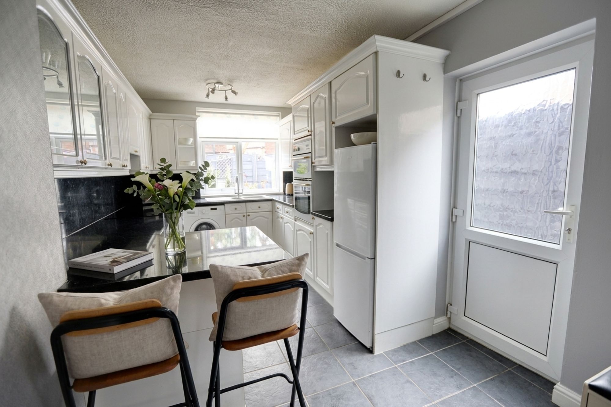Images for Pine Avenue, Whitefield, M45