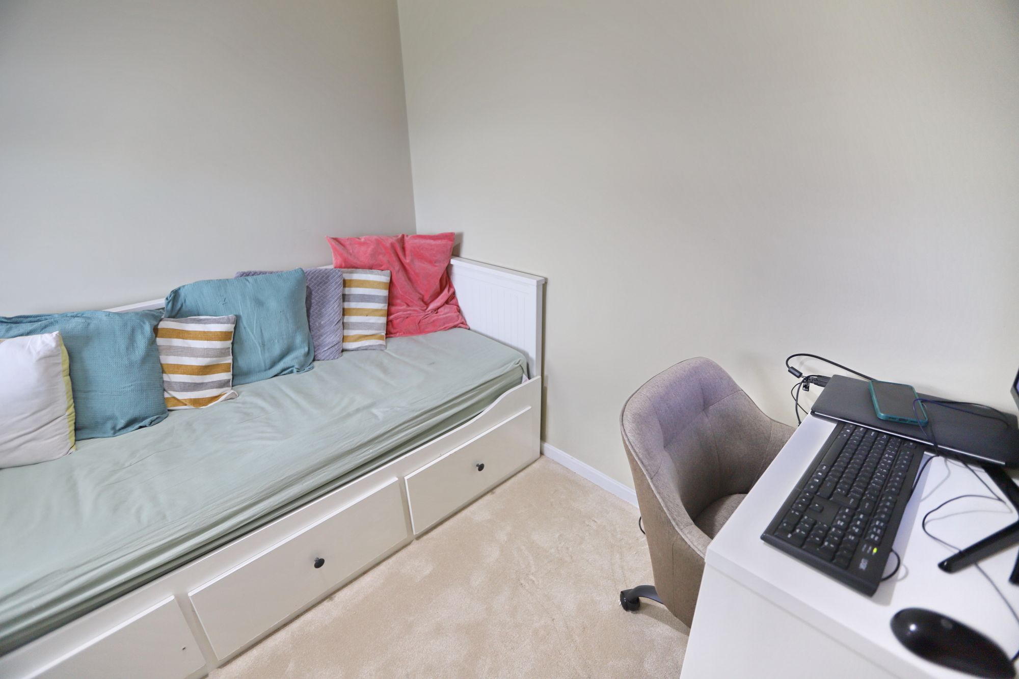 Images for Sawley Avenue, Whitefield, M45