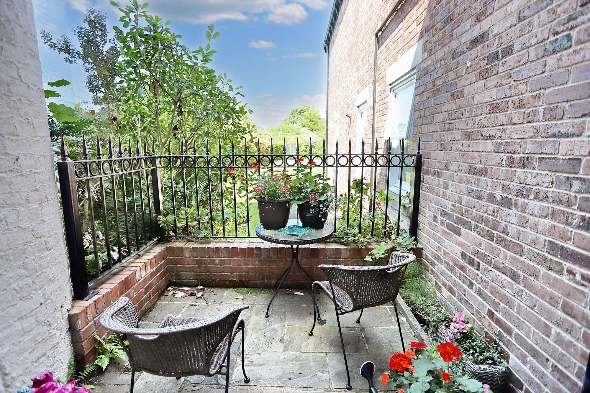Images for Stand Lane, Radcliffe, M26