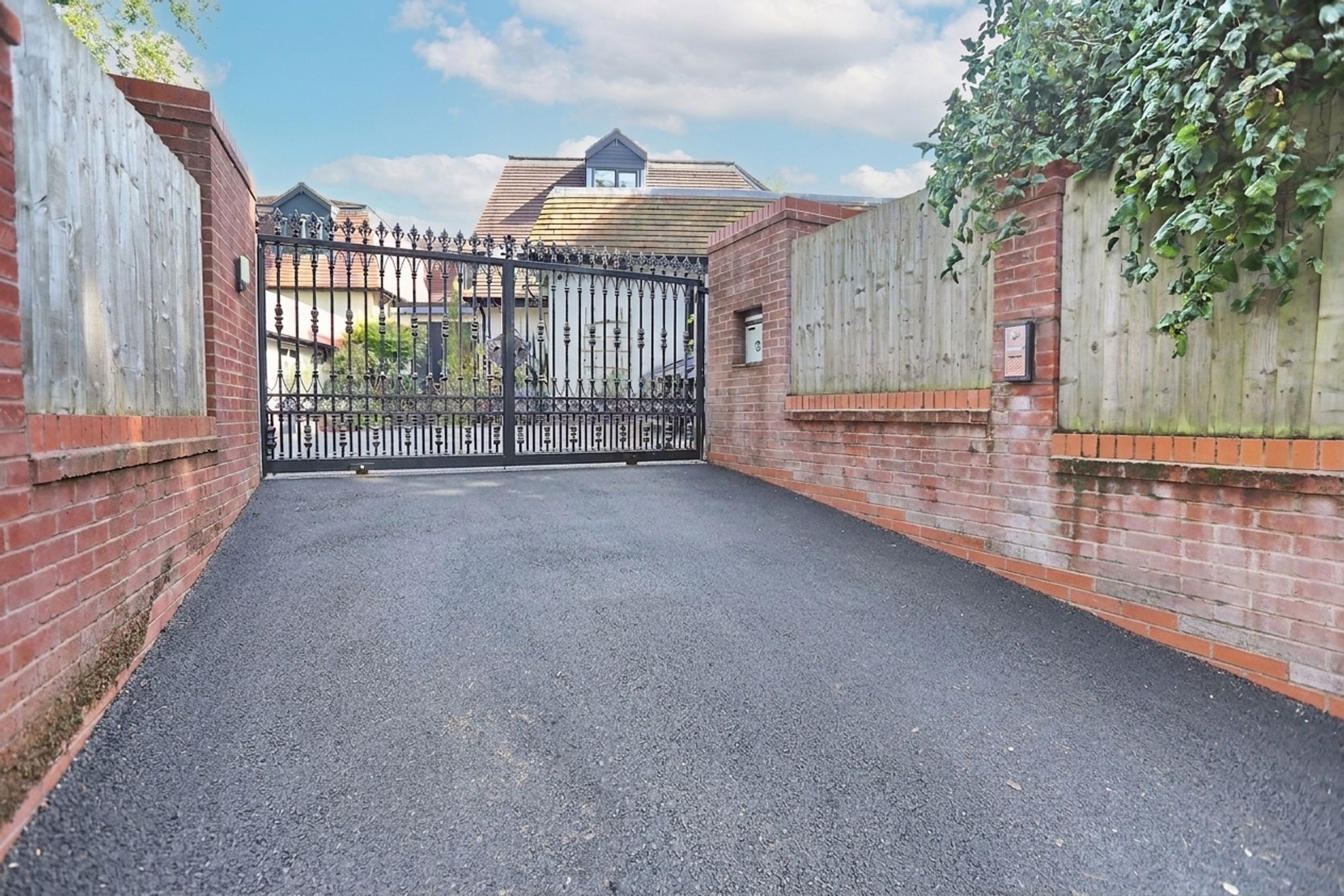 Images for Ringley Road, Whitefield, M45
