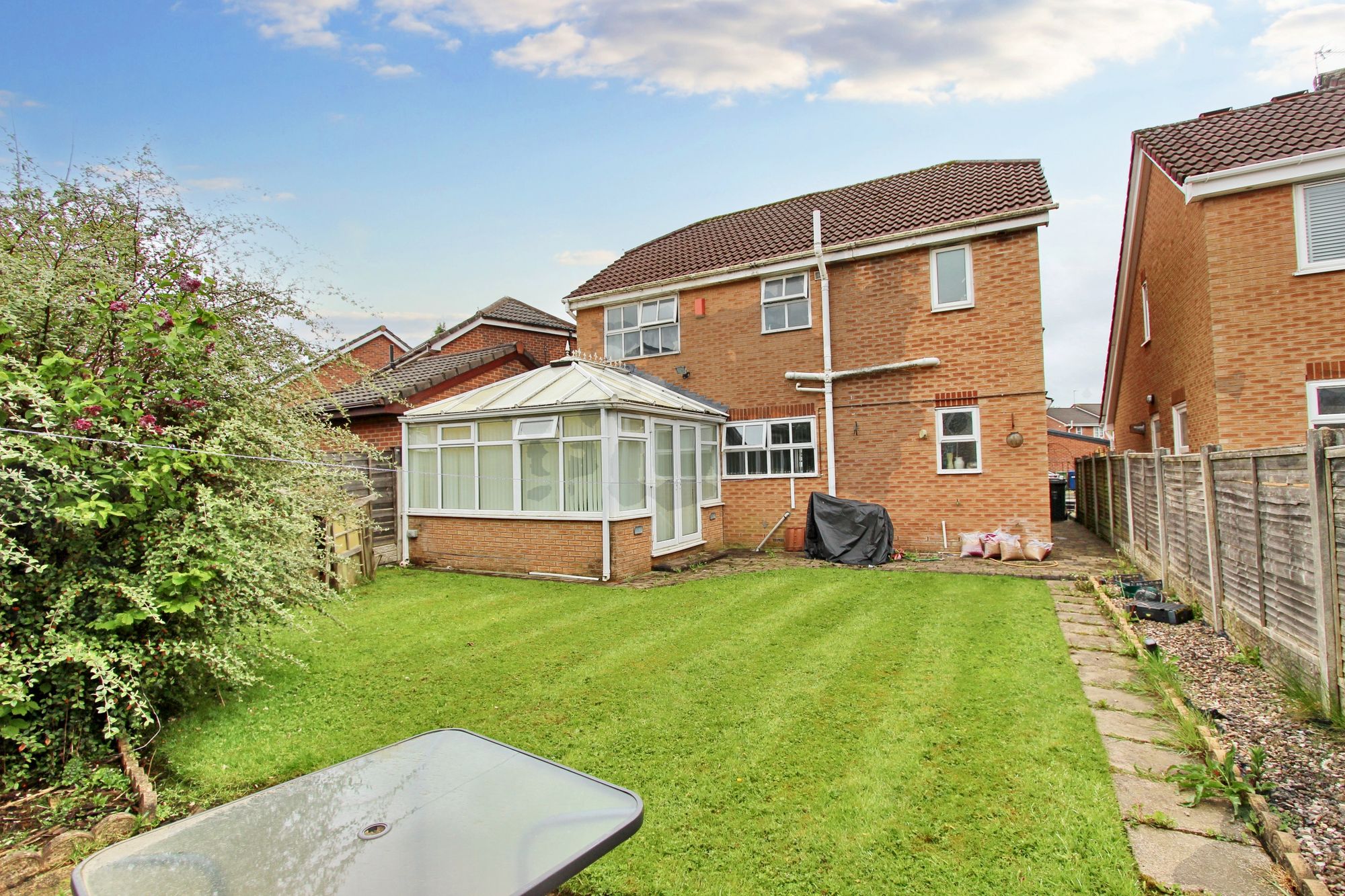 Images for Waterdale Drive, Whitefield, M45