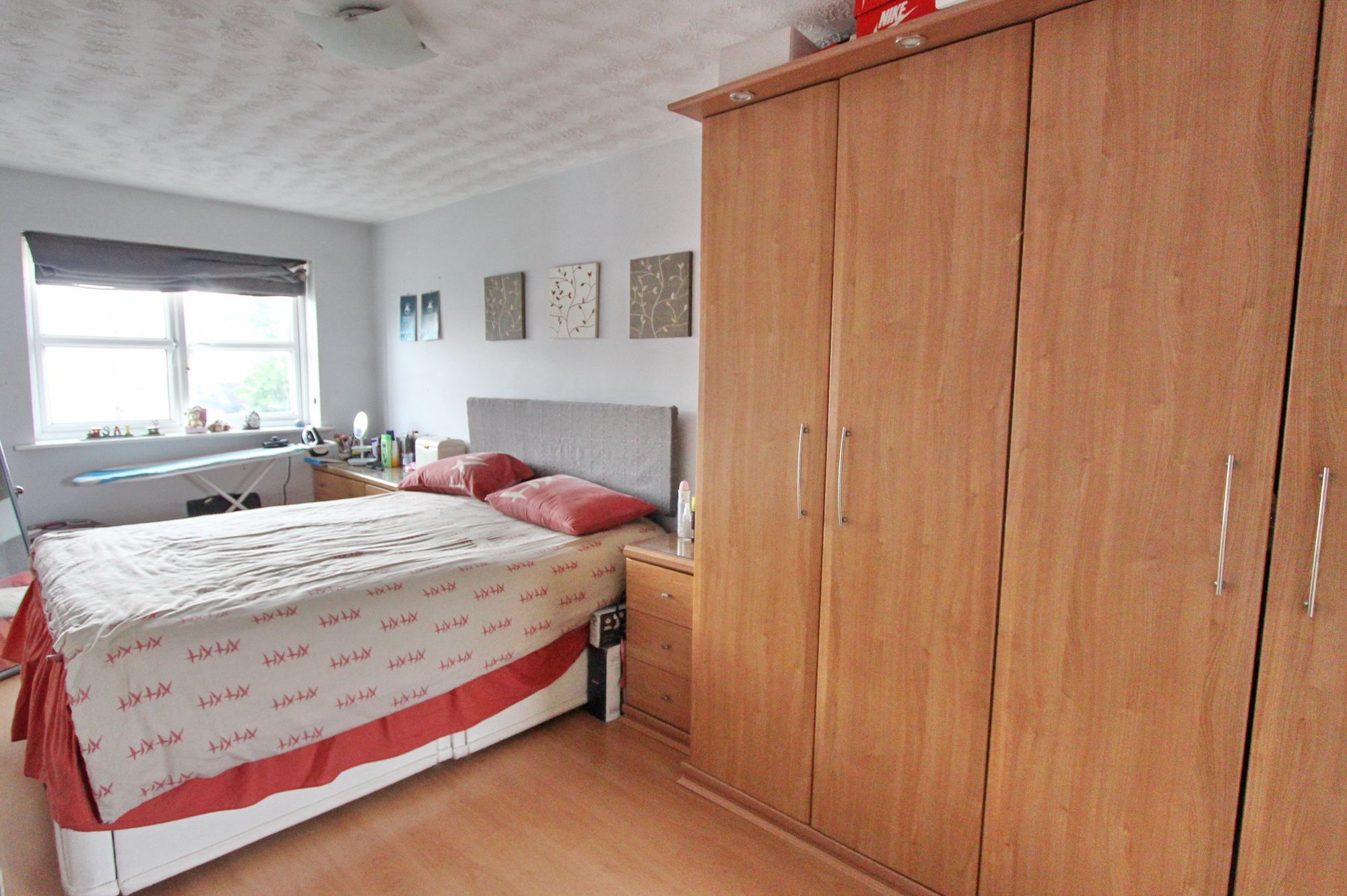 Images for Waterdale Drive, Whitefield, M45