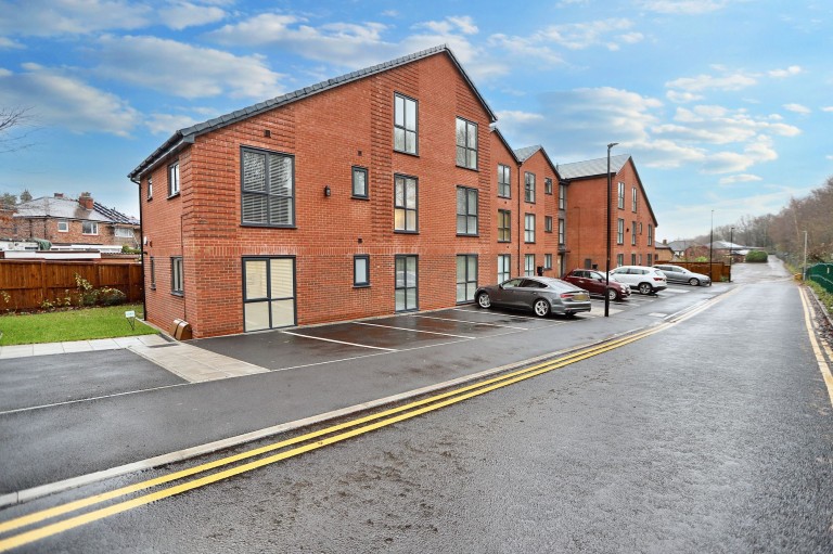 View Full Details for Ward Drive, Prestwich, M25