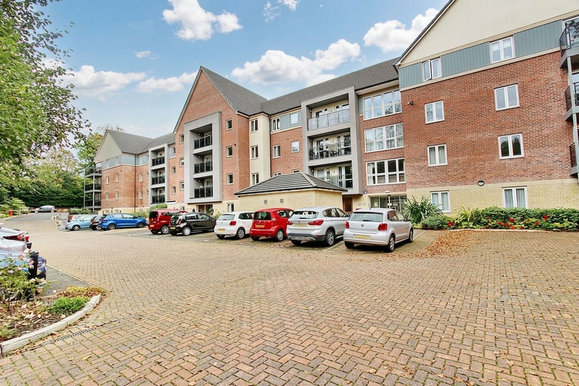 Images for Park View Road, Prestwich, M25