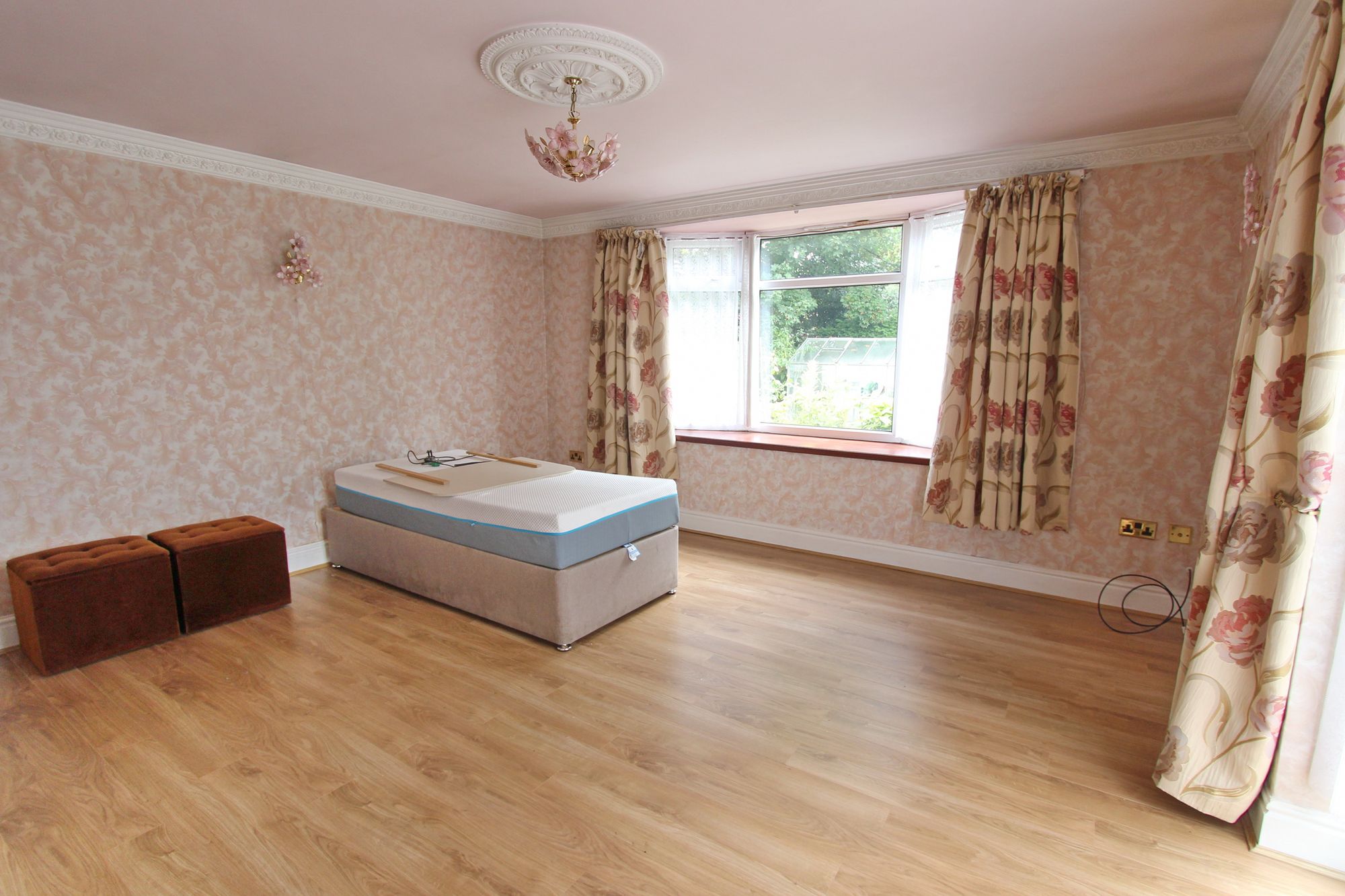 Images for Park Close, Whitefield, M45