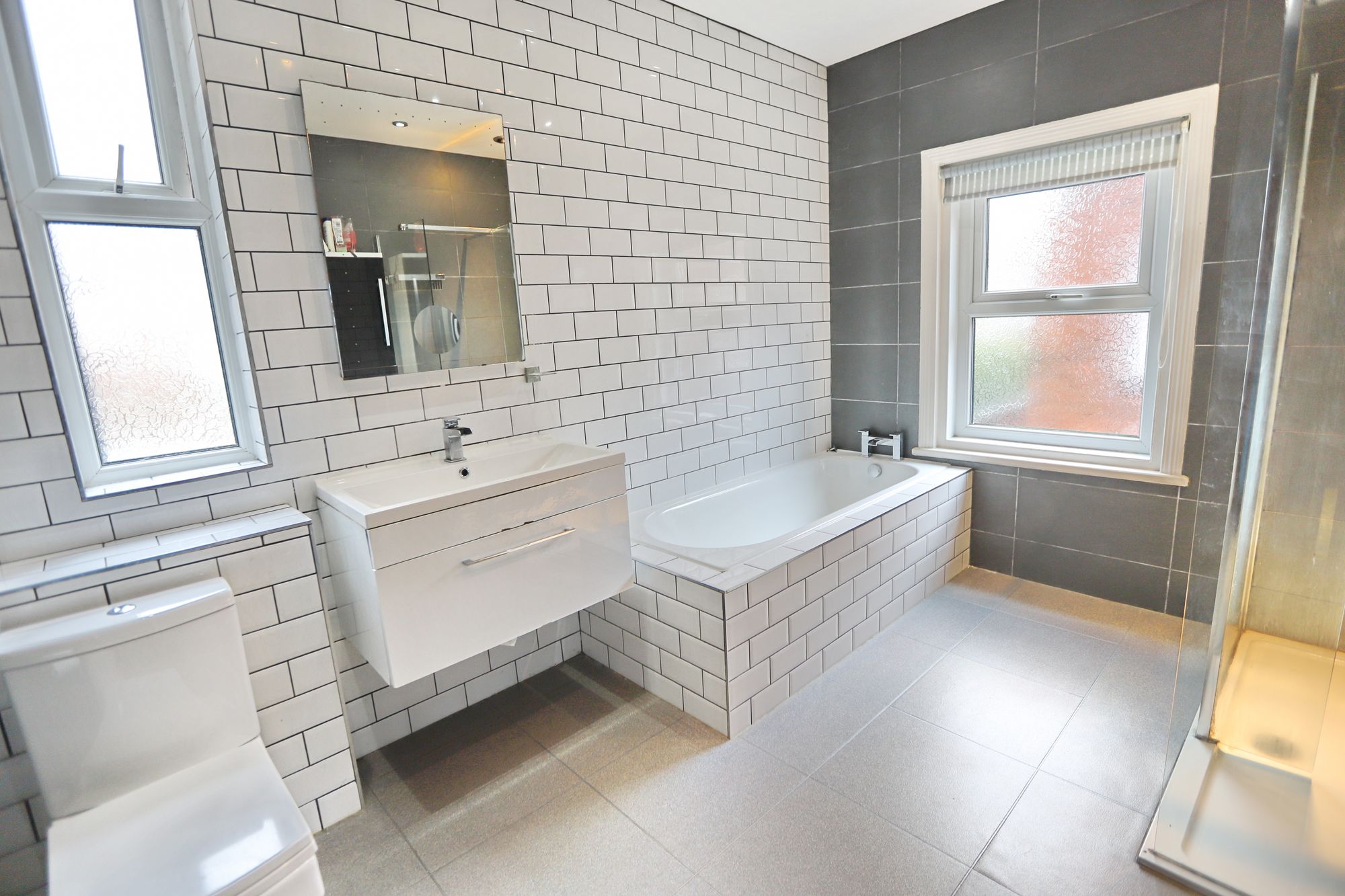 Images for Hamilton Road, Whitefield, M45