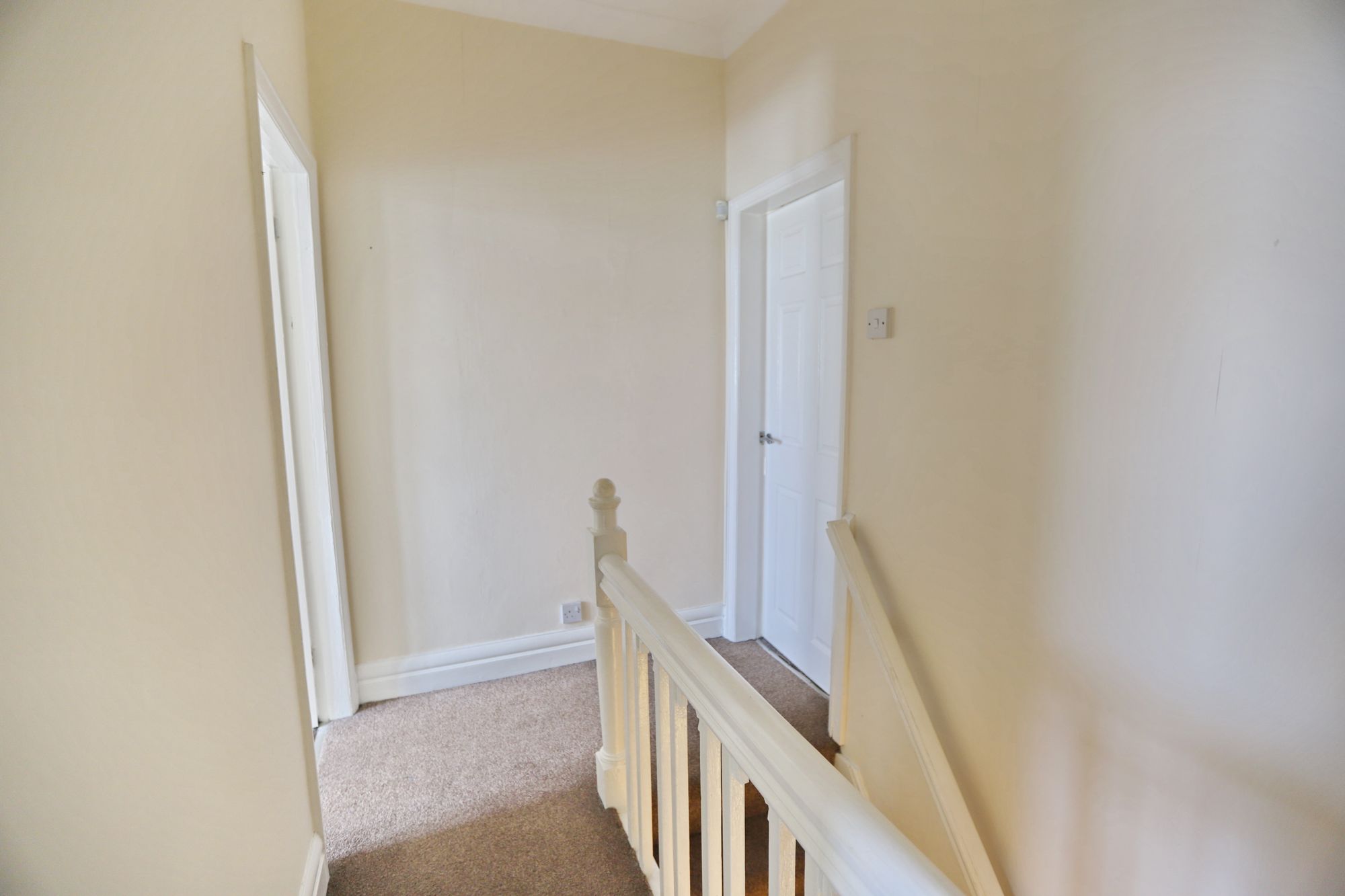 Images for Higher Lane, Whitefield, M45