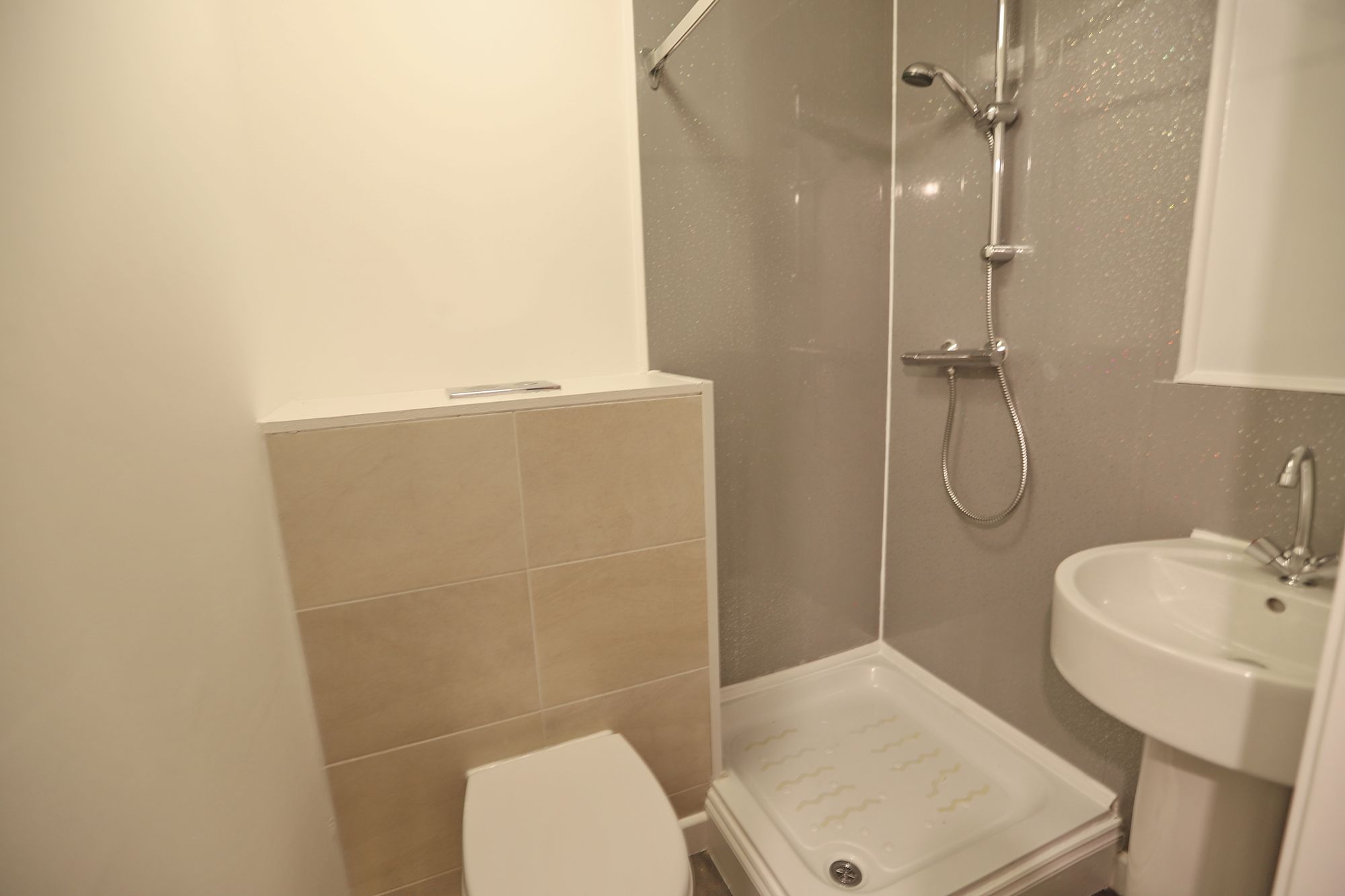 Images for Grey Street, Prestwich, M25