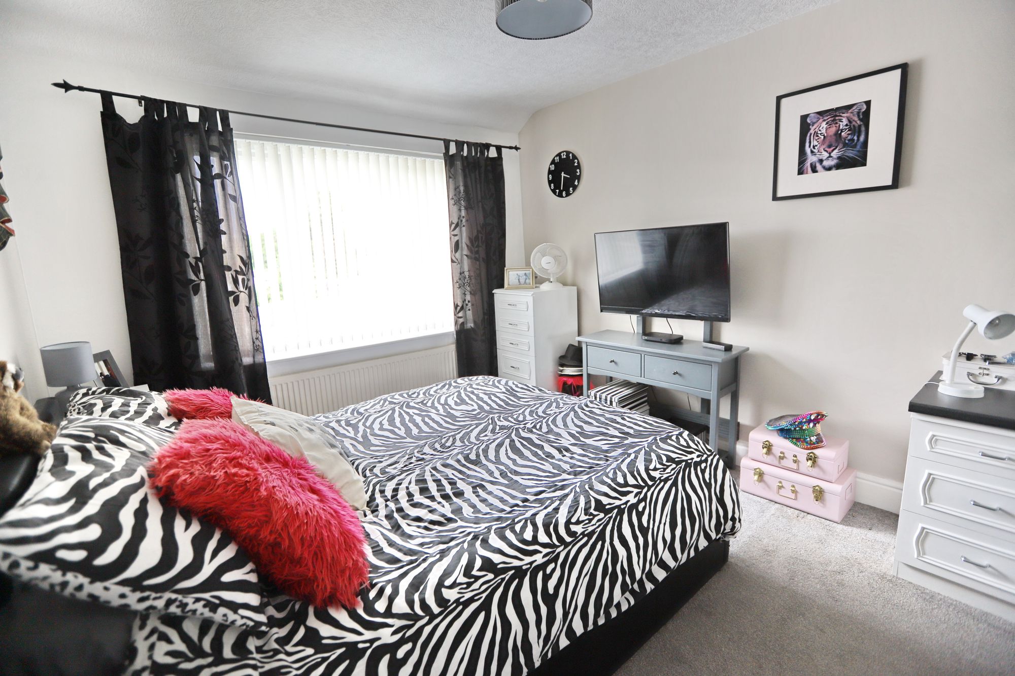 Images for Meade Hill Road, Prestwich, M25