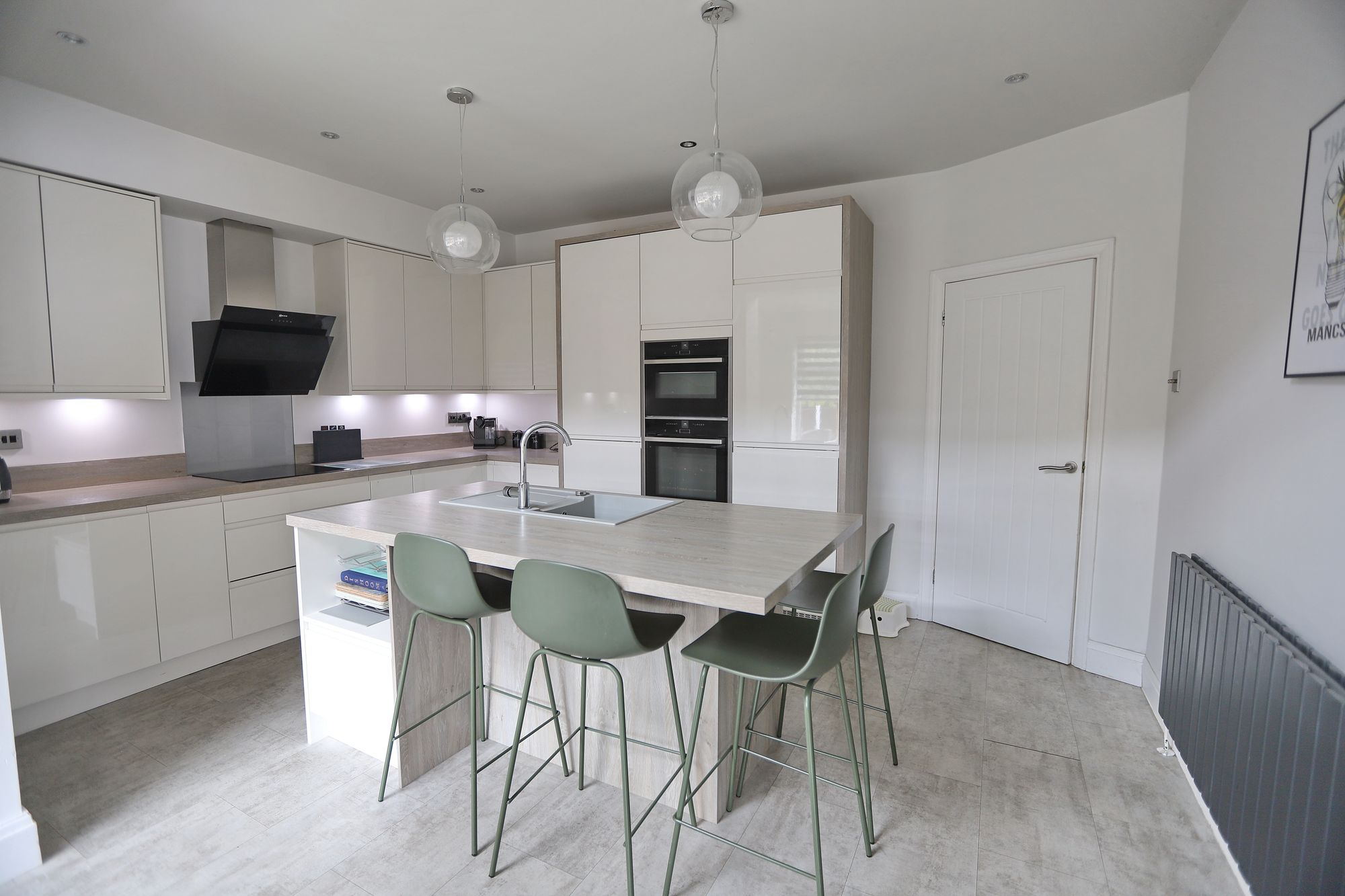 Images for Stanley Avenue South, Prestwich, M25