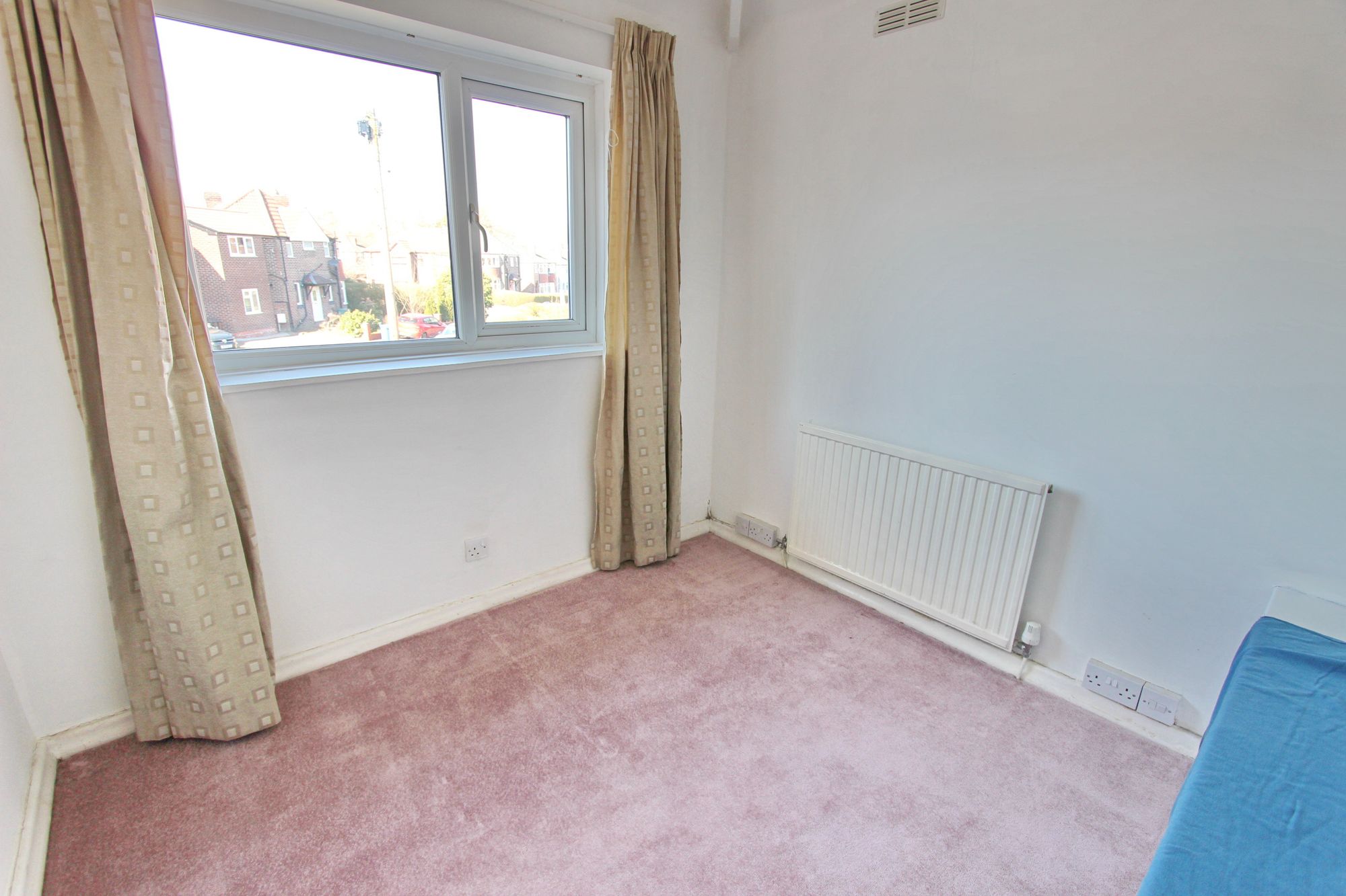 Images for Oaklands Drive, Prestwich, M25