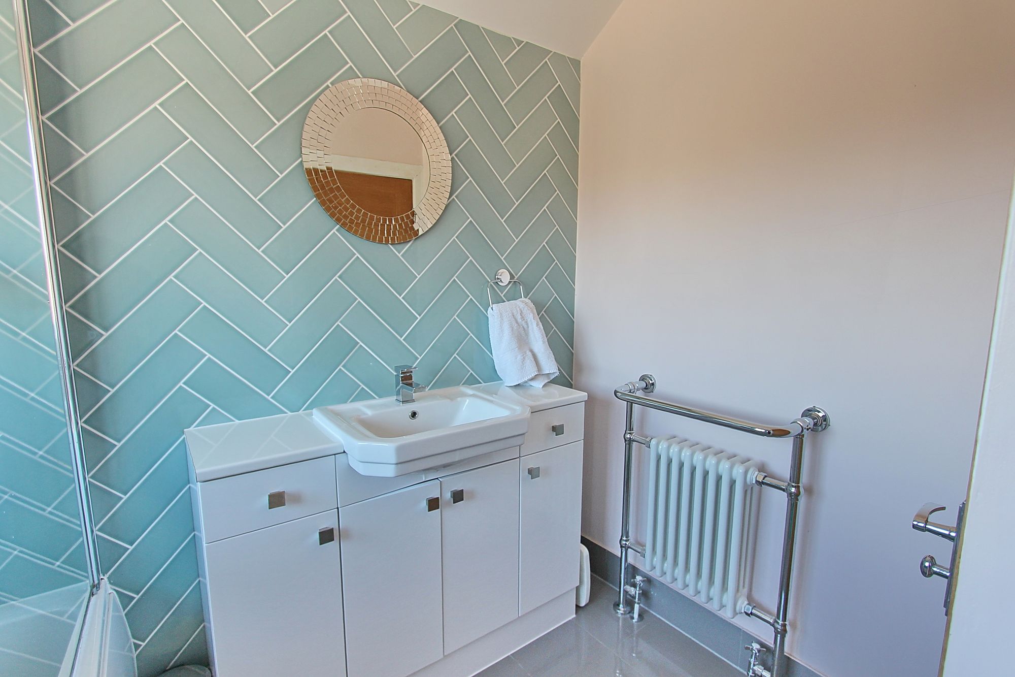 Images for Oaklands Drive, Prestwich, M25