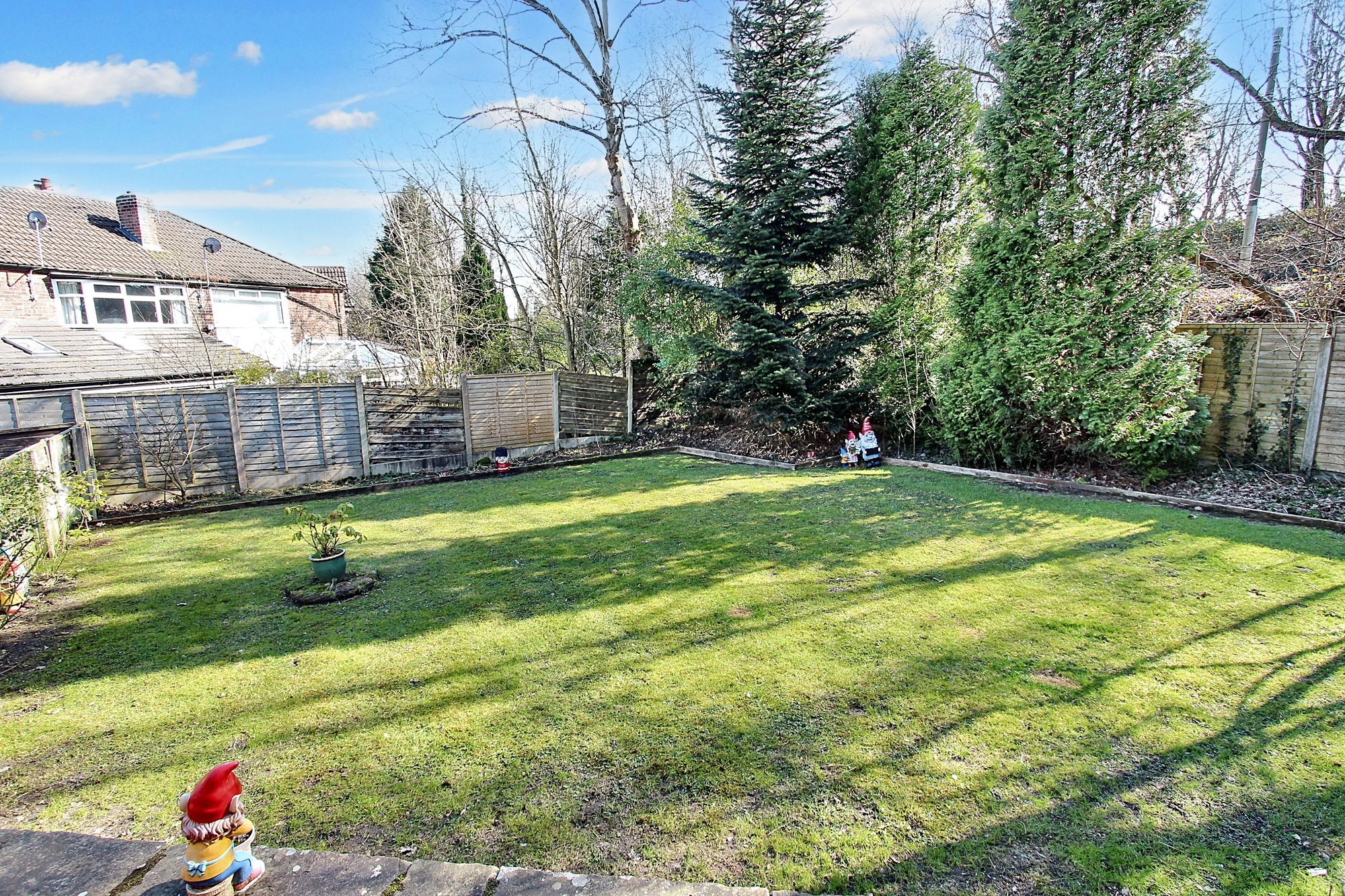 Images for Oaklands Drive, Prestwich, M25