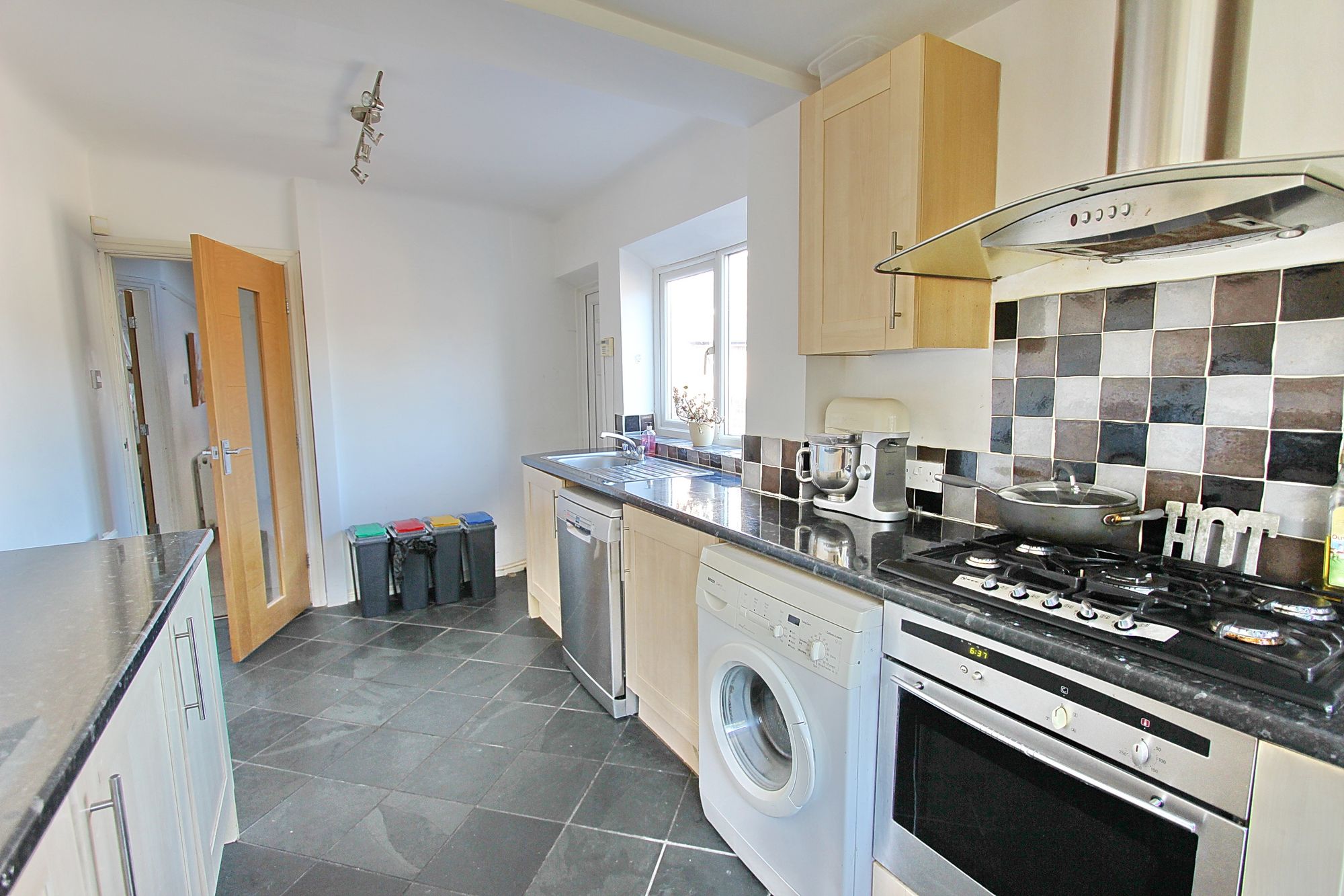 Images for Oaklands Drive, Prestwich, M25