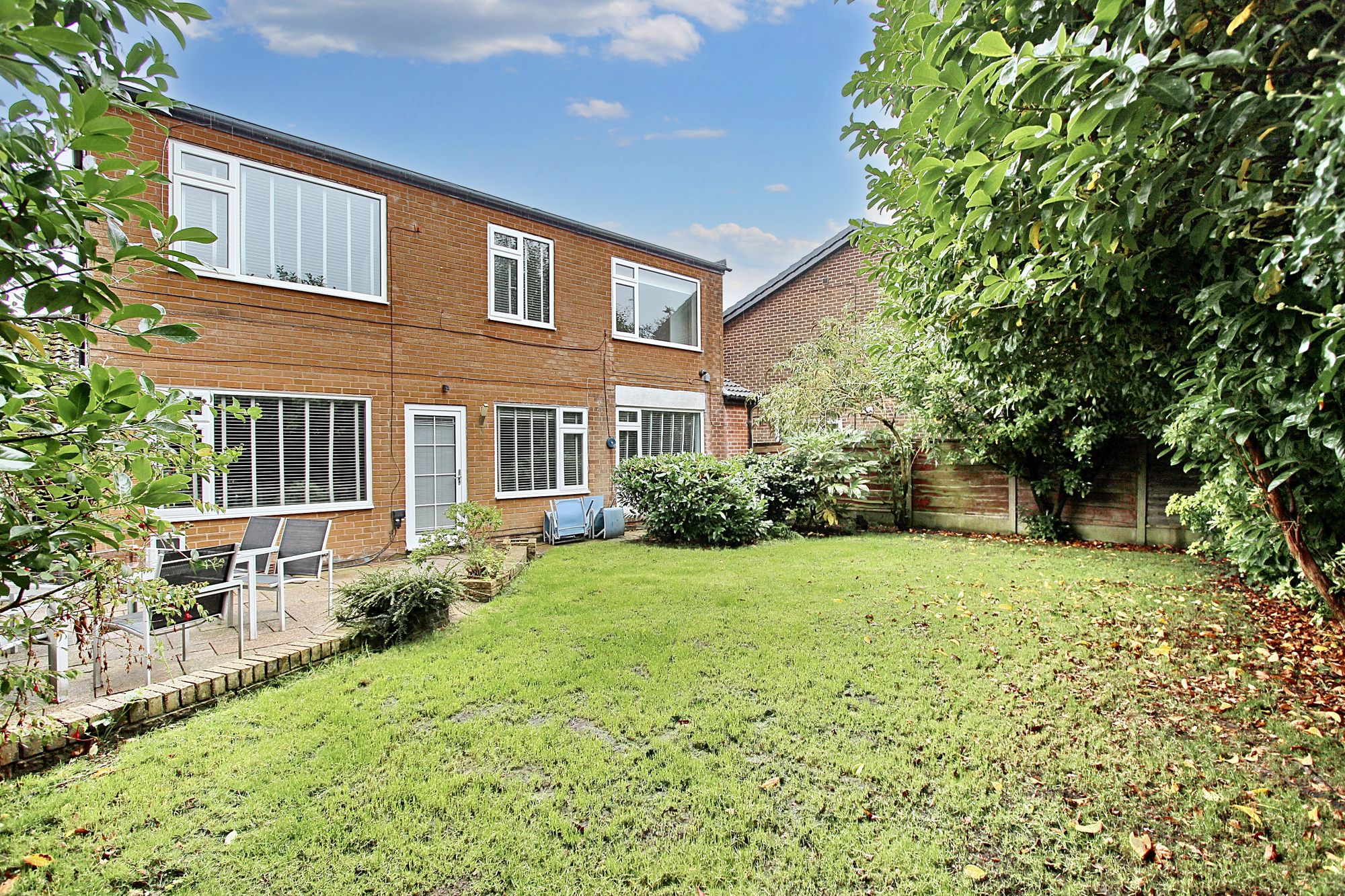 Images for Ferndale Avenue, Whitefield, M45