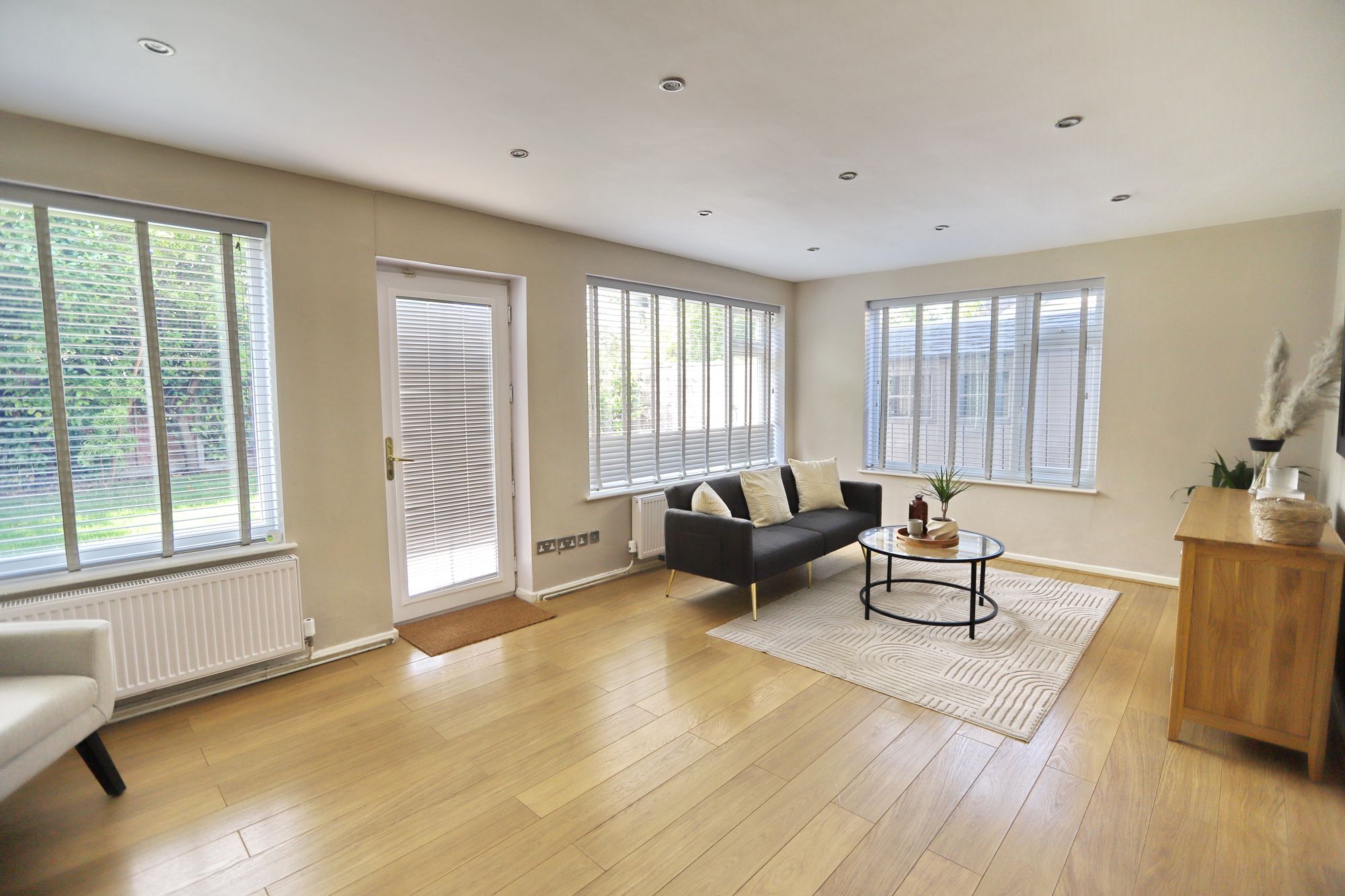 Images for Ferndale Avenue, Whitefield, M45