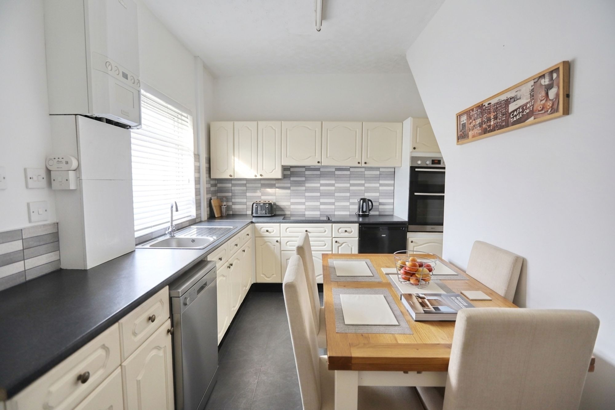 Images for Bury New Road, Whitefield, M45