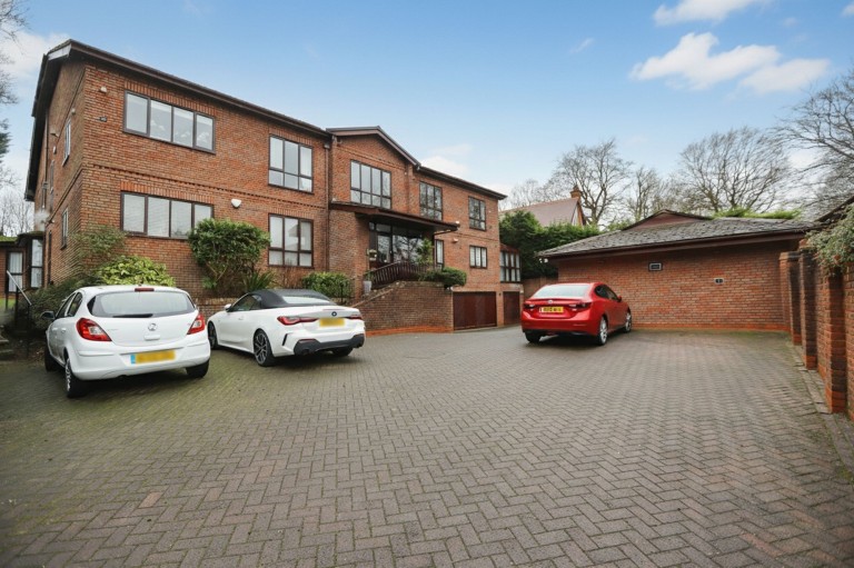 View Full Details for Ringley Park, Whitefield, M45