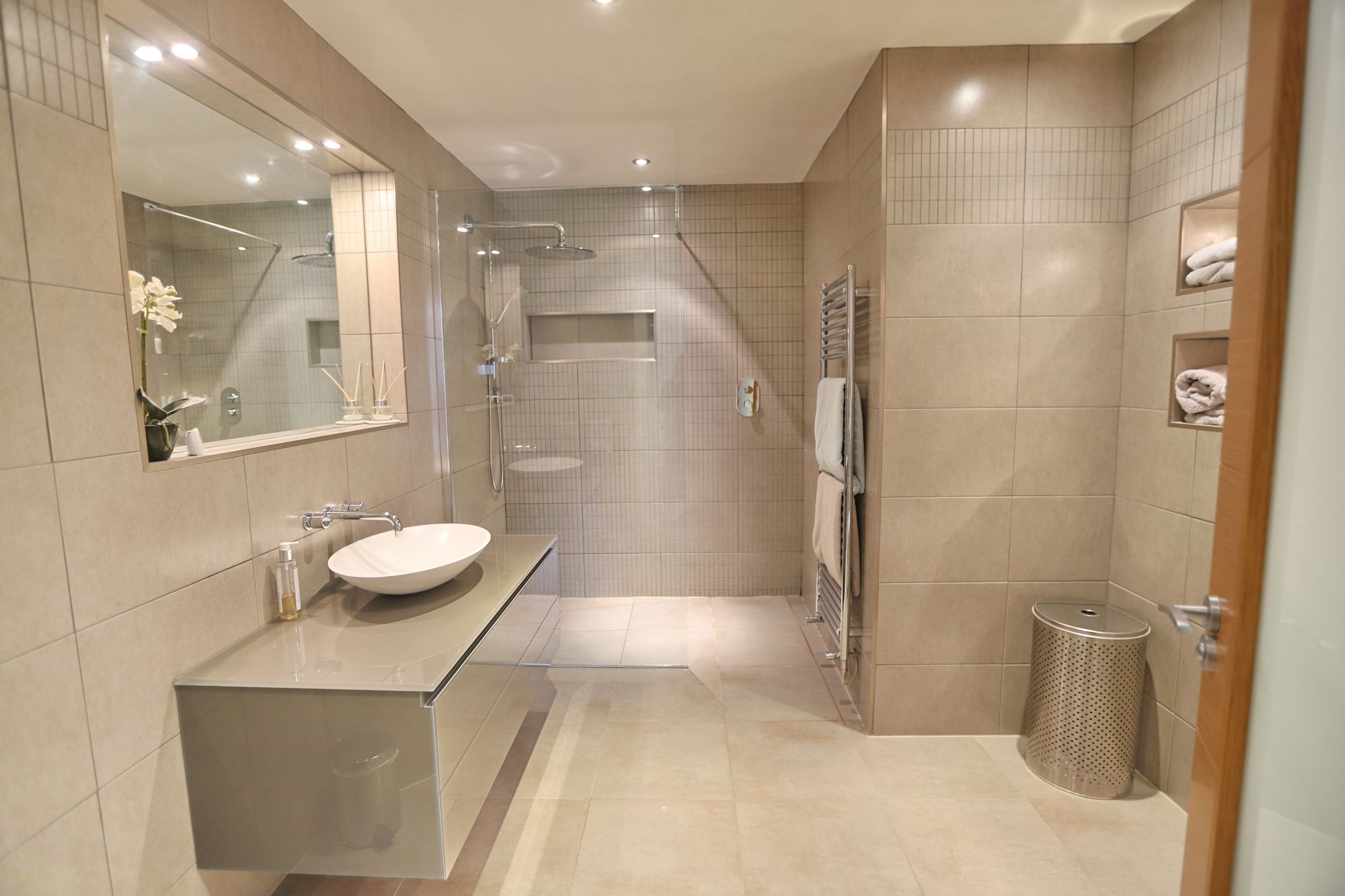 Images for Ringley Chase, Whitefield, M45