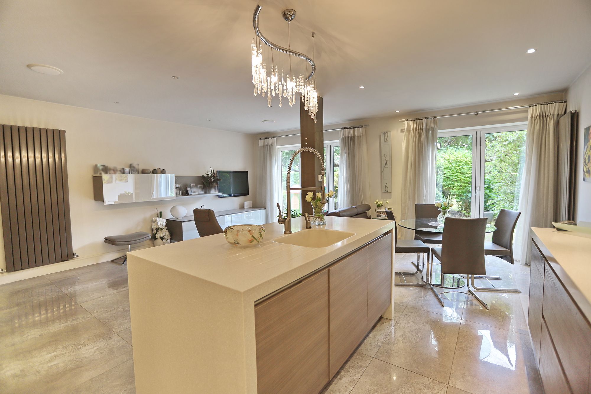 Images for Ringley Chase, Whitefield, M45