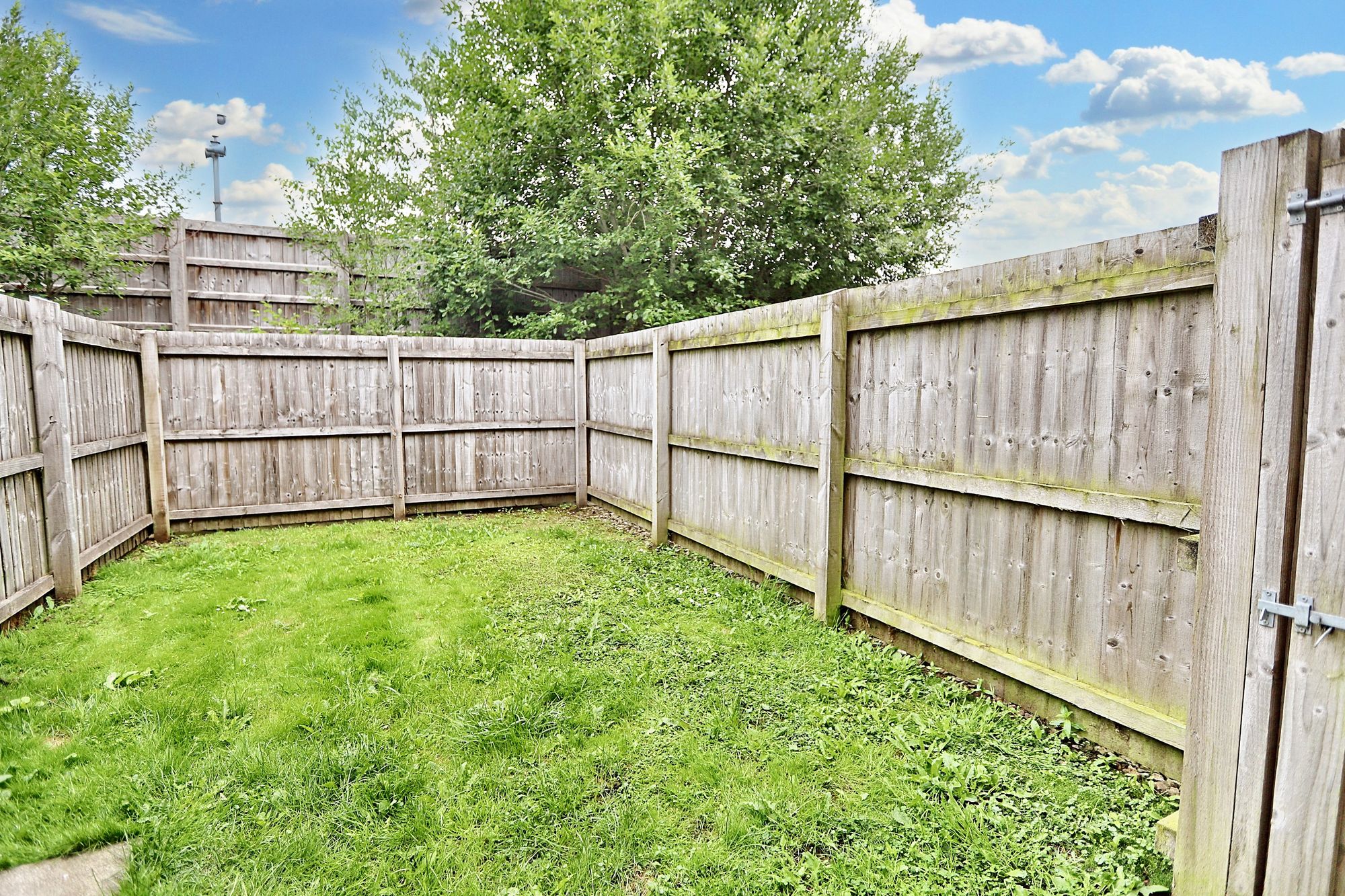 Images for Gate Lane, Radcliffe, M26