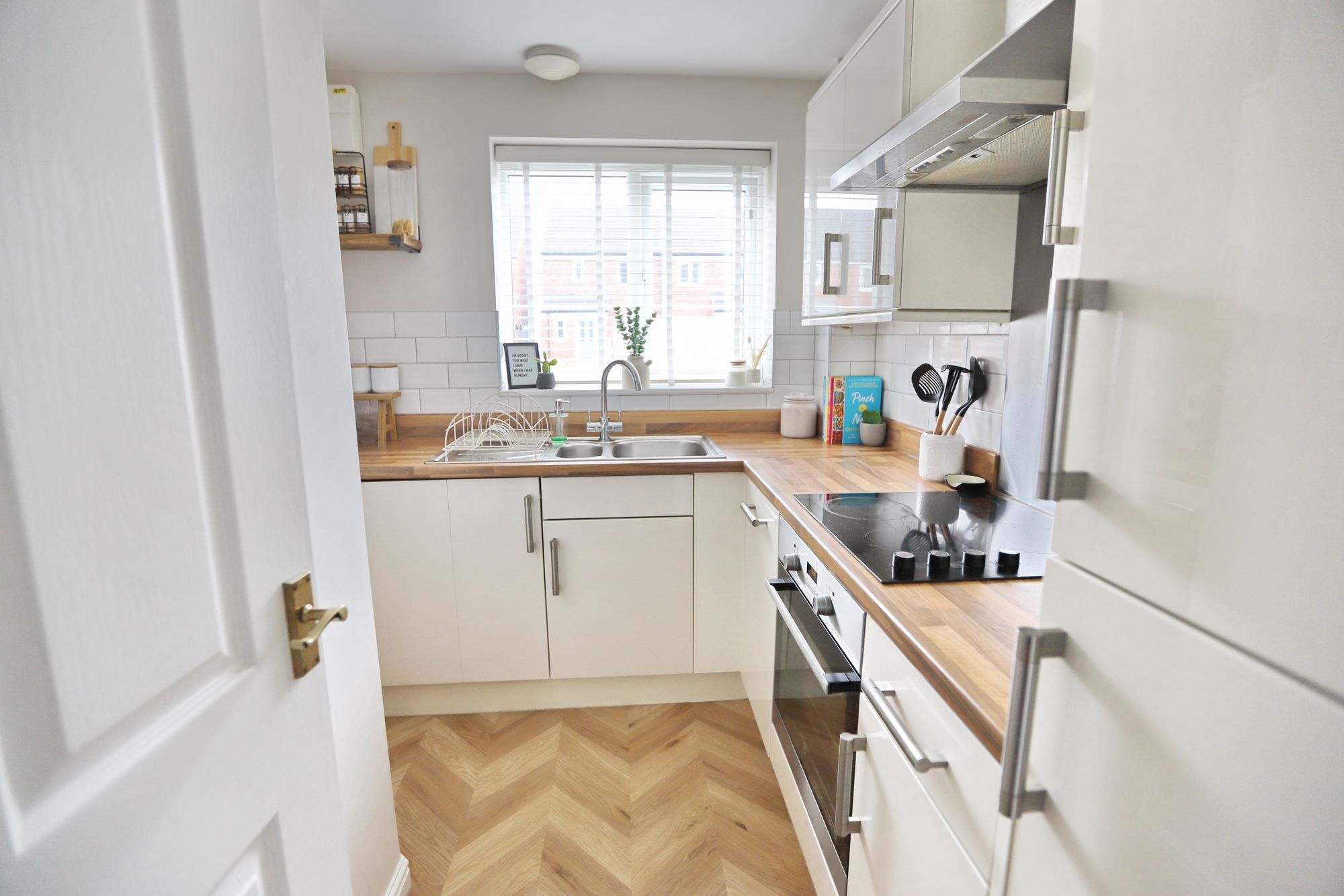 Images for Gate Lane, Radcliffe, M26