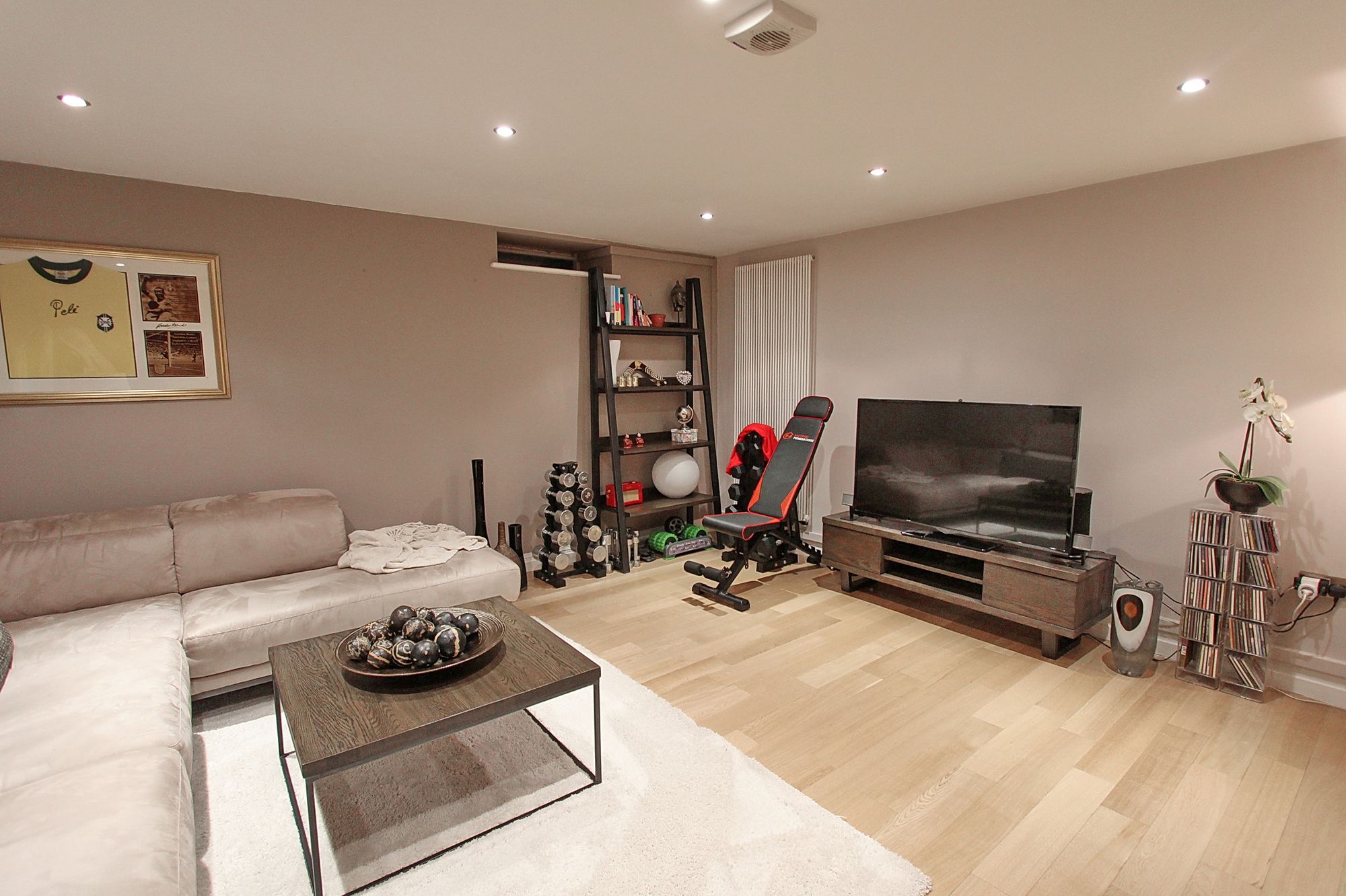 Images for Scholes Lane, Prestwich, M25