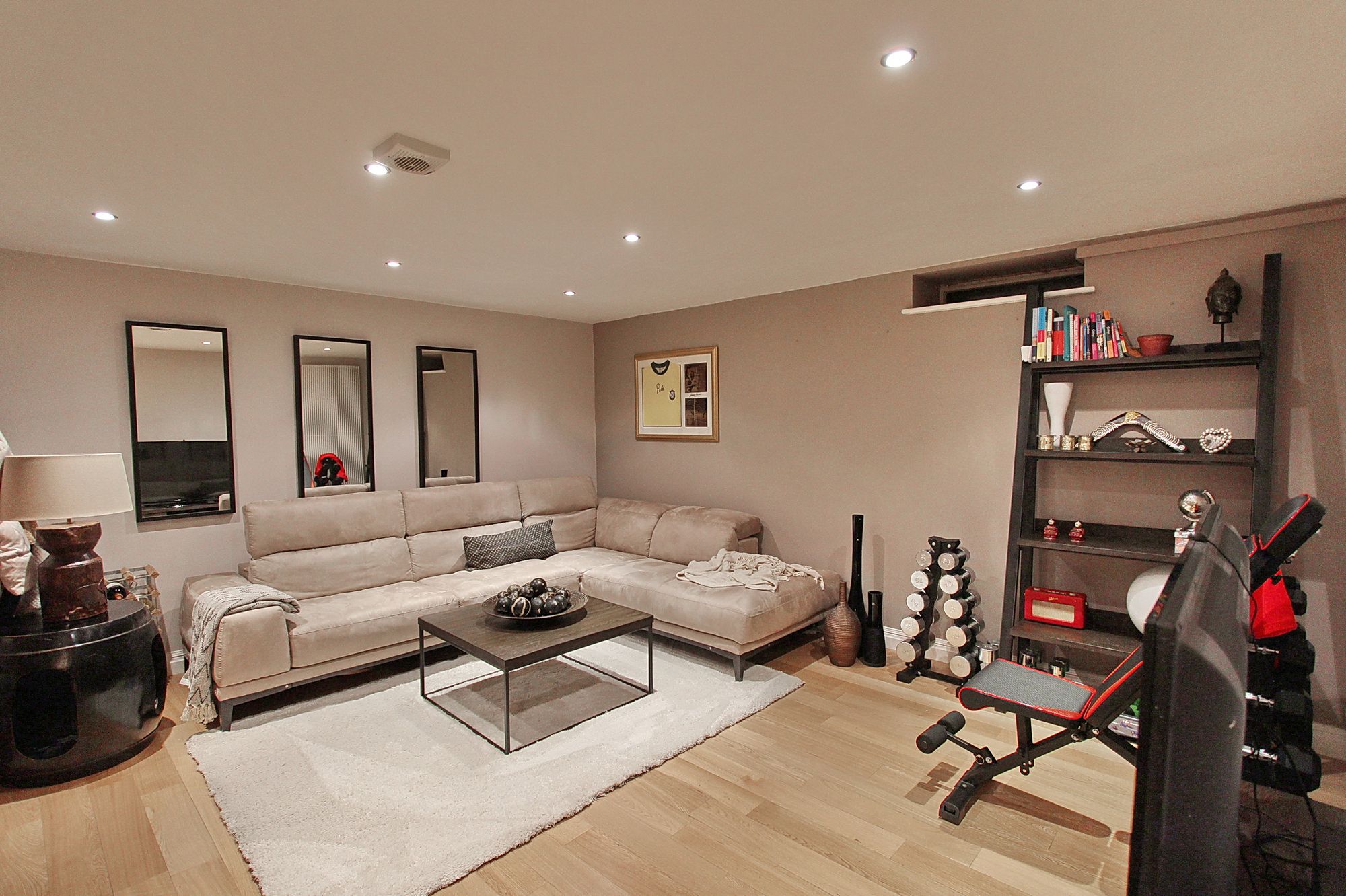 Images for Scholes Lane, Prestwich, M25