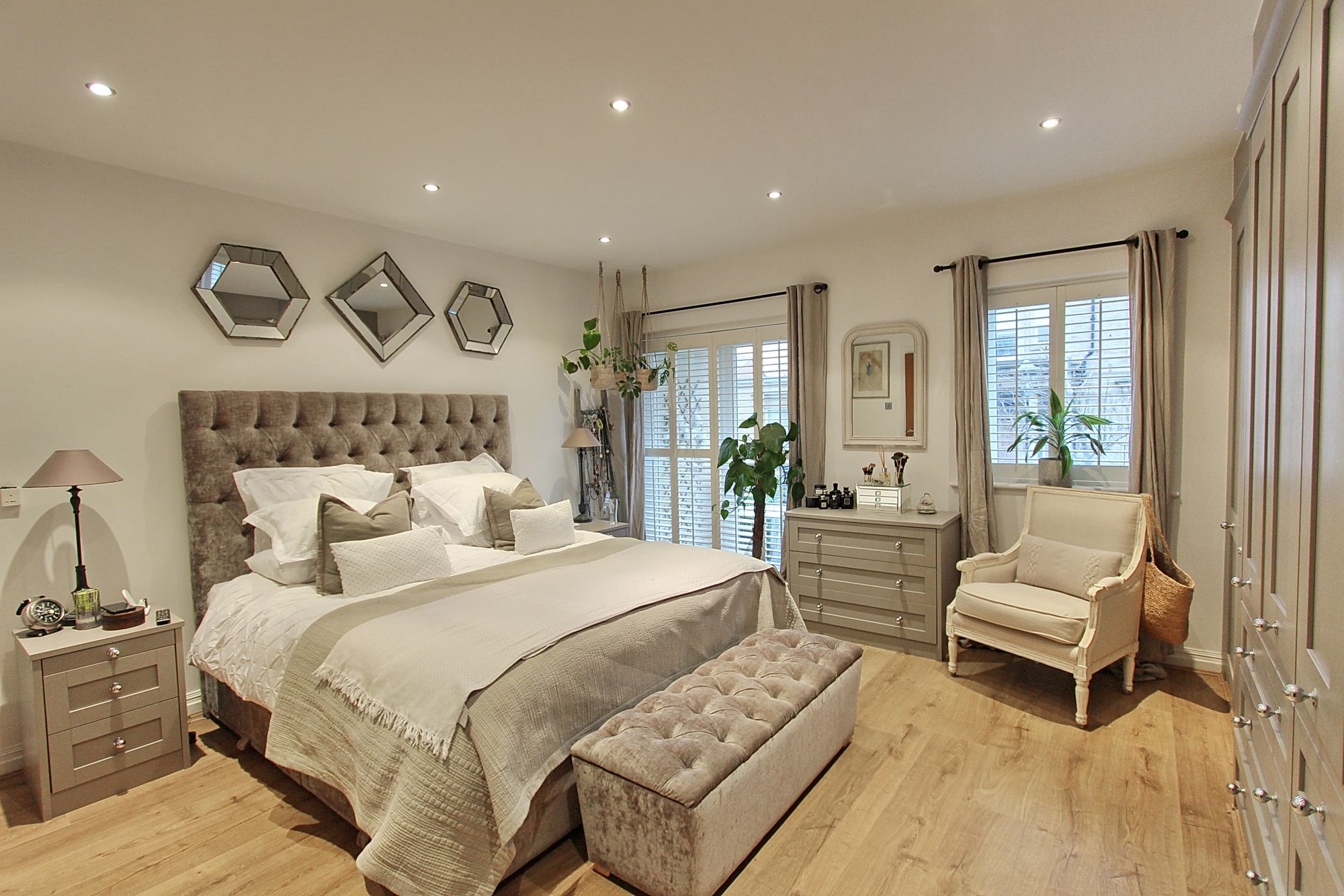 Images for Scholes Lane, Prestwich, M25