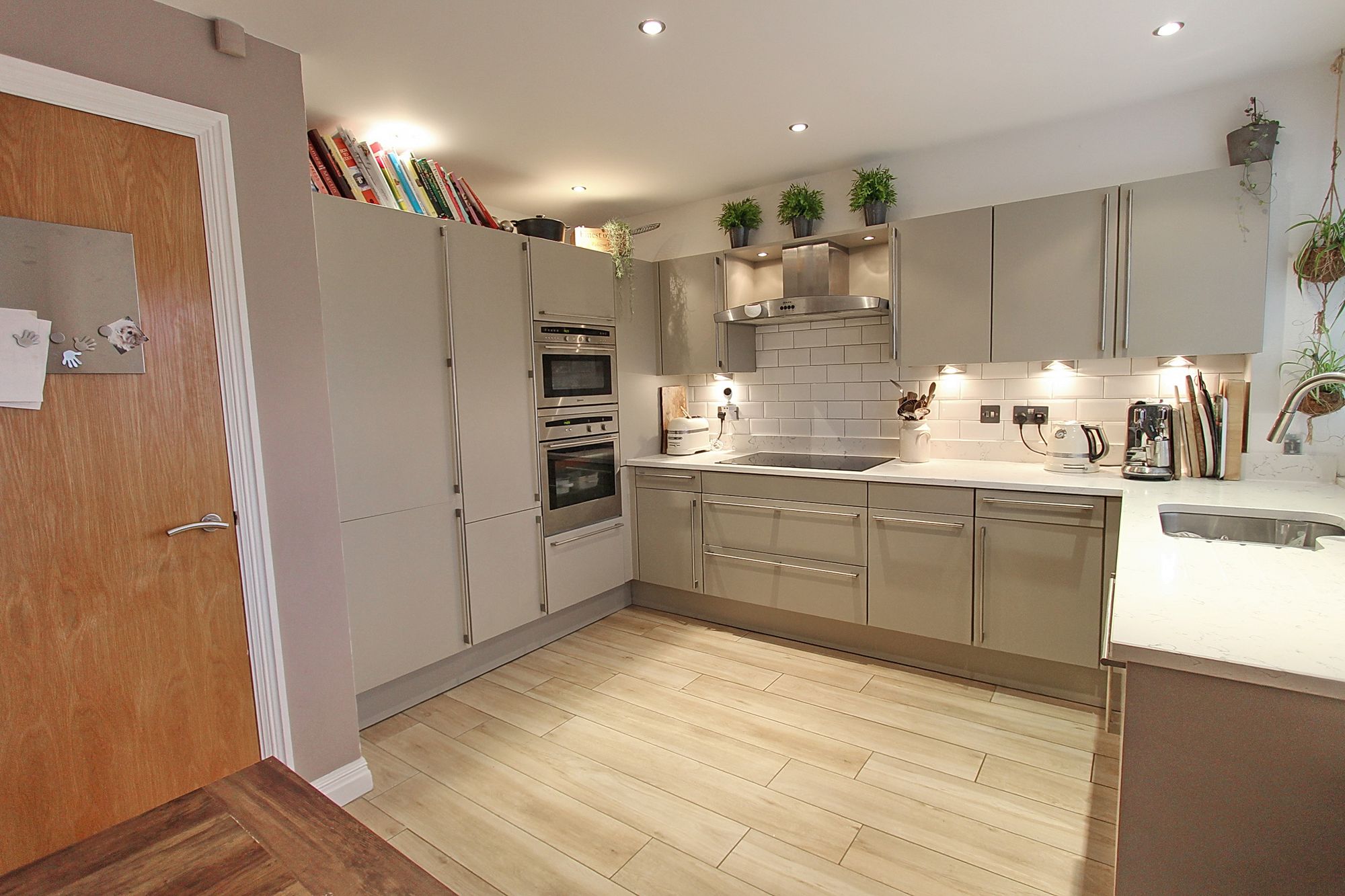 Images for Scholes Lane, Prestwich, M25