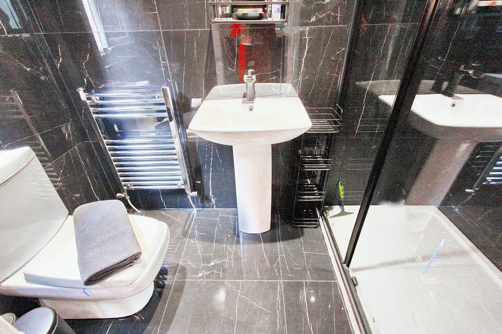 Images for Little Green View, Middleton, M24