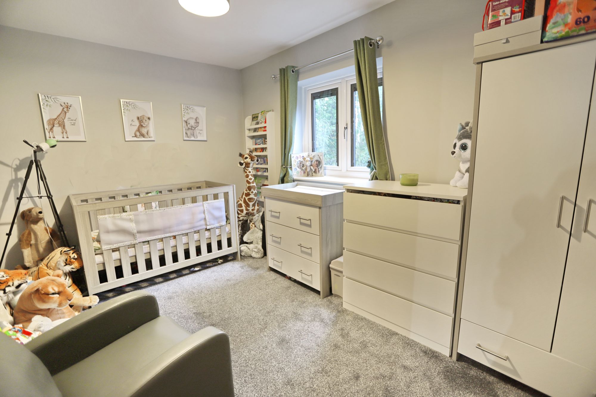 Images for Little Green View, Middleton, M24