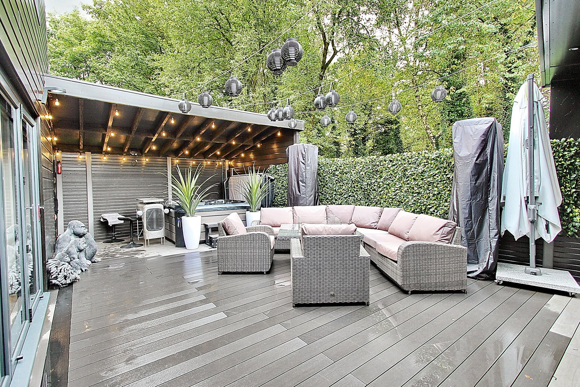 Images for Little Green View, Middleton, M24